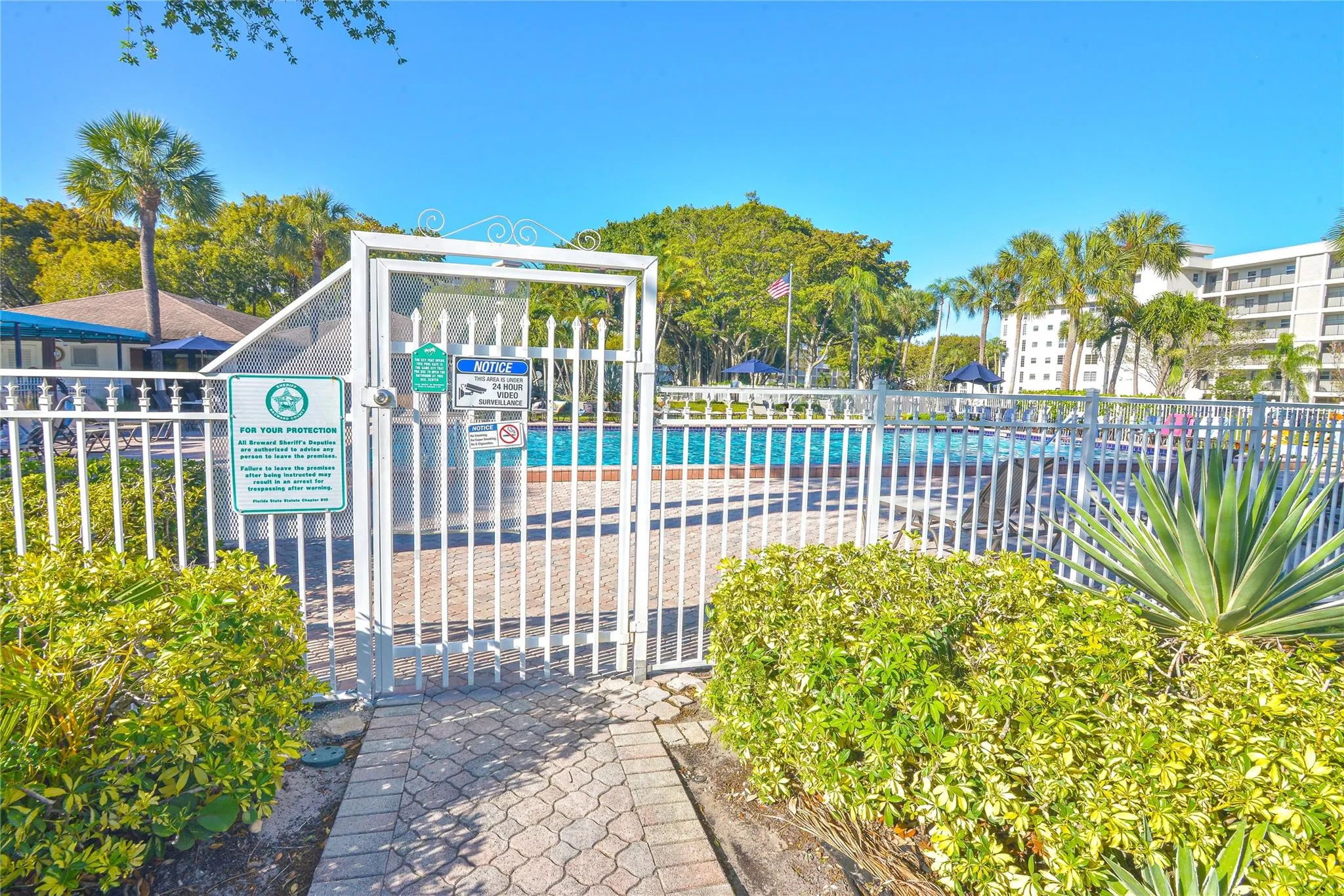 2661 S Course Dr, #707