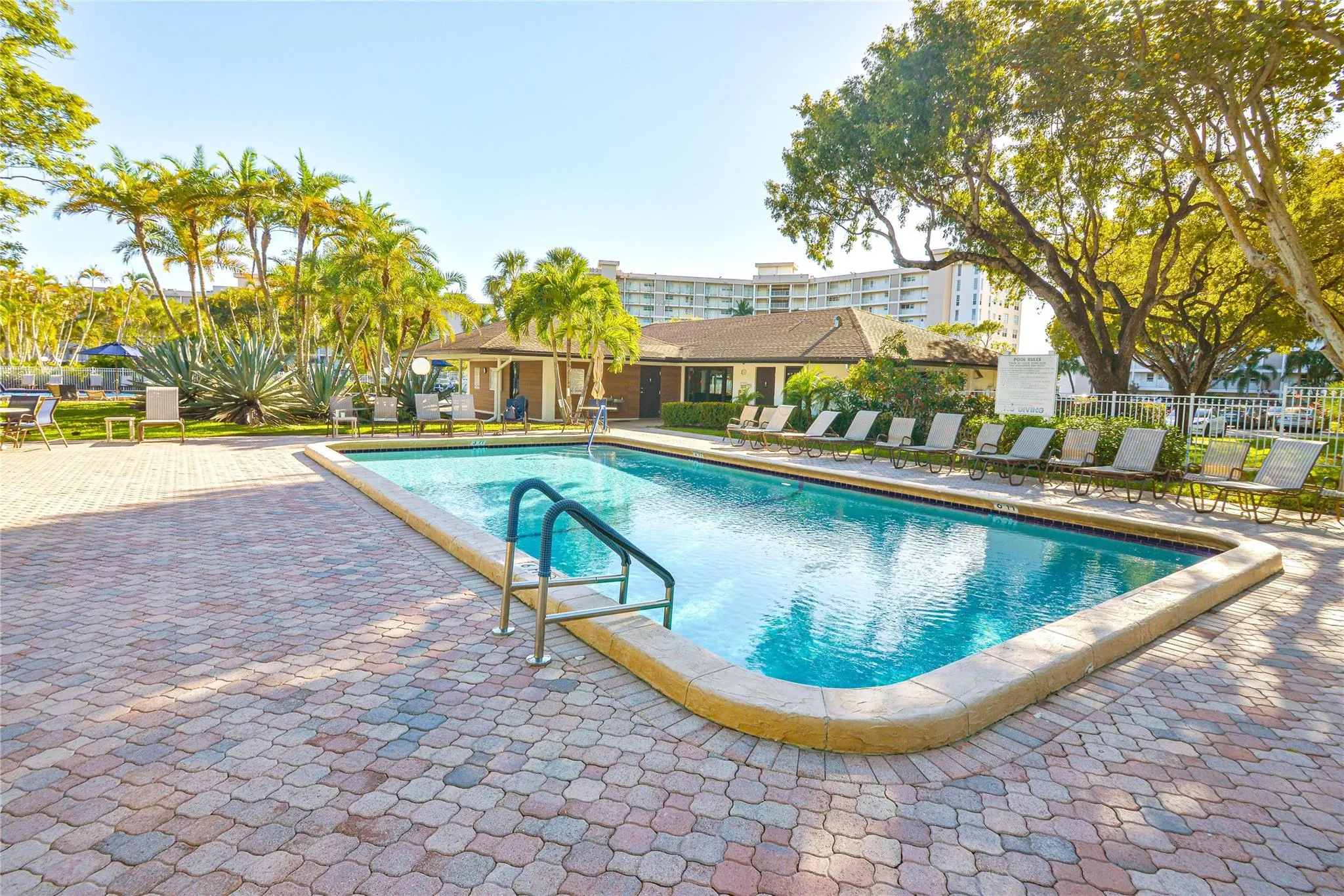 2661 S Course Dr, #707