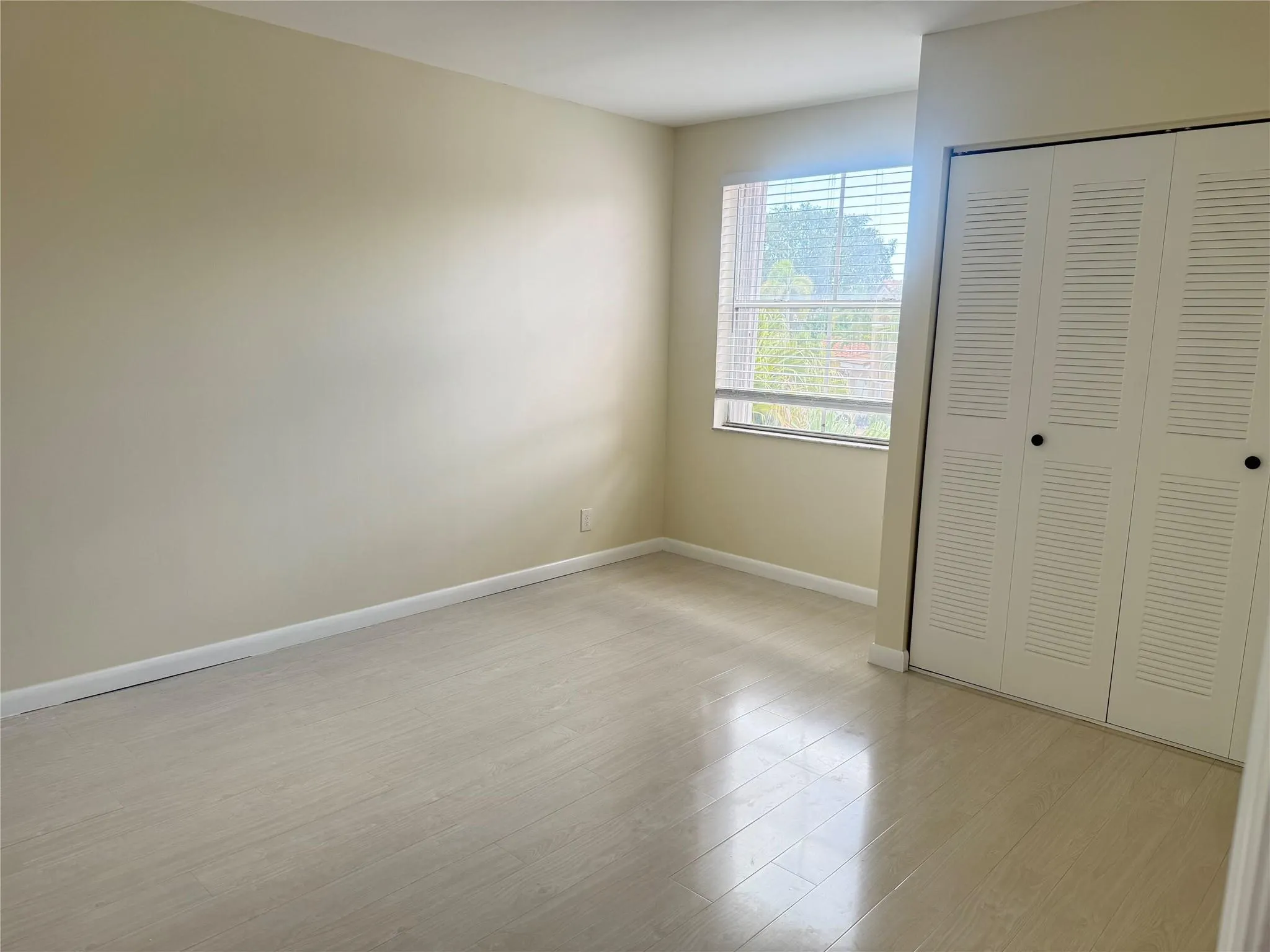 4273 SW 84 Terrace