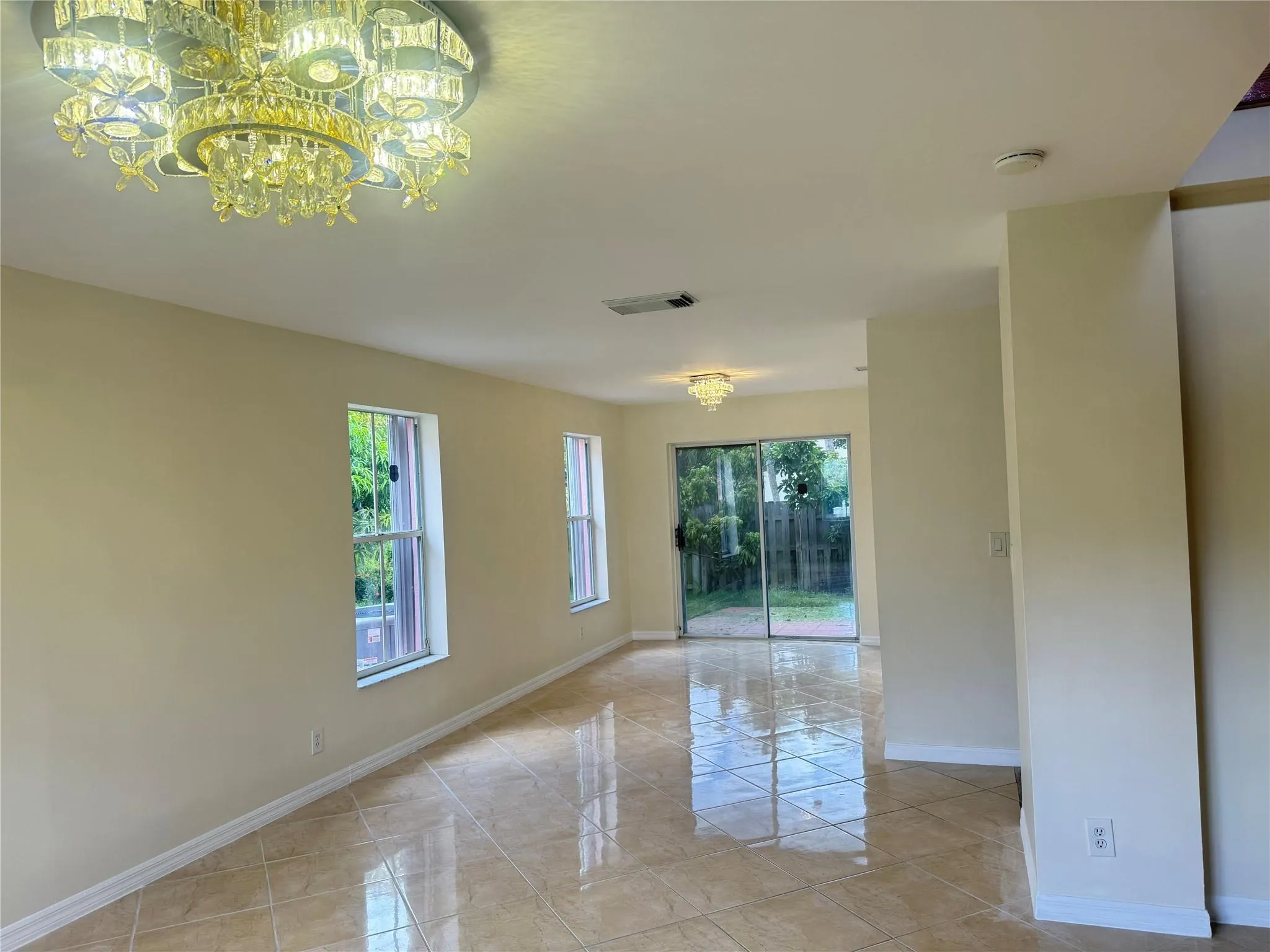 4273 SW 84 Terrace