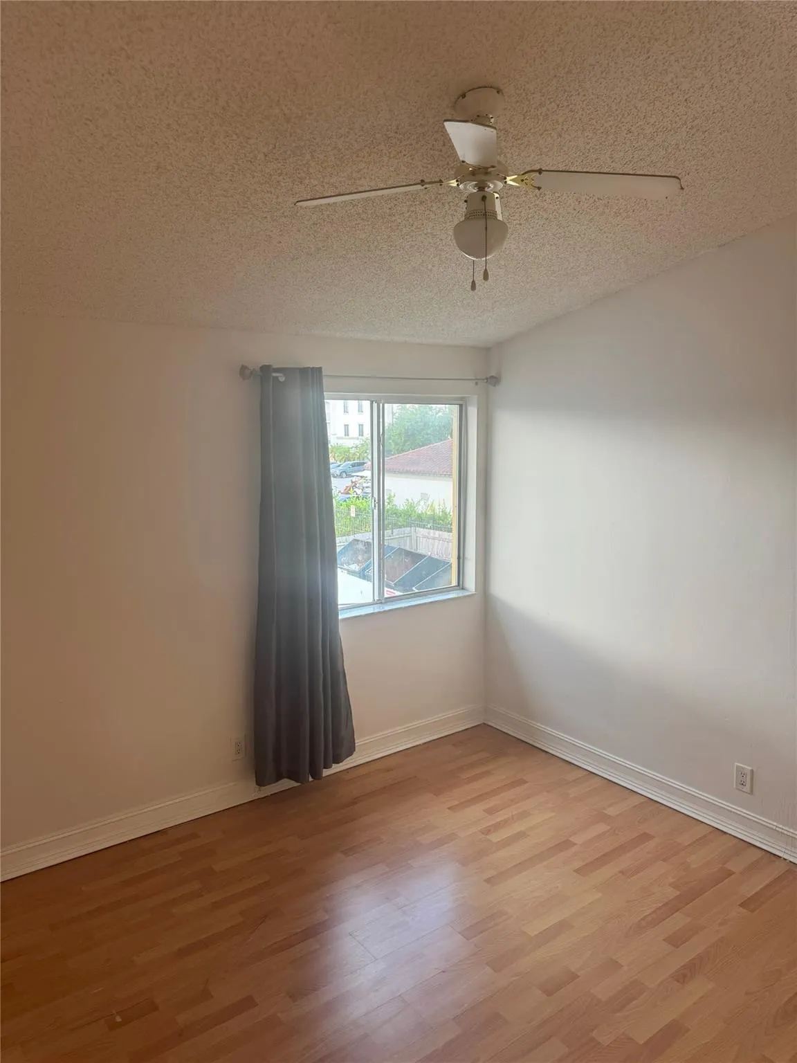21270 NE 8th Ct, #8