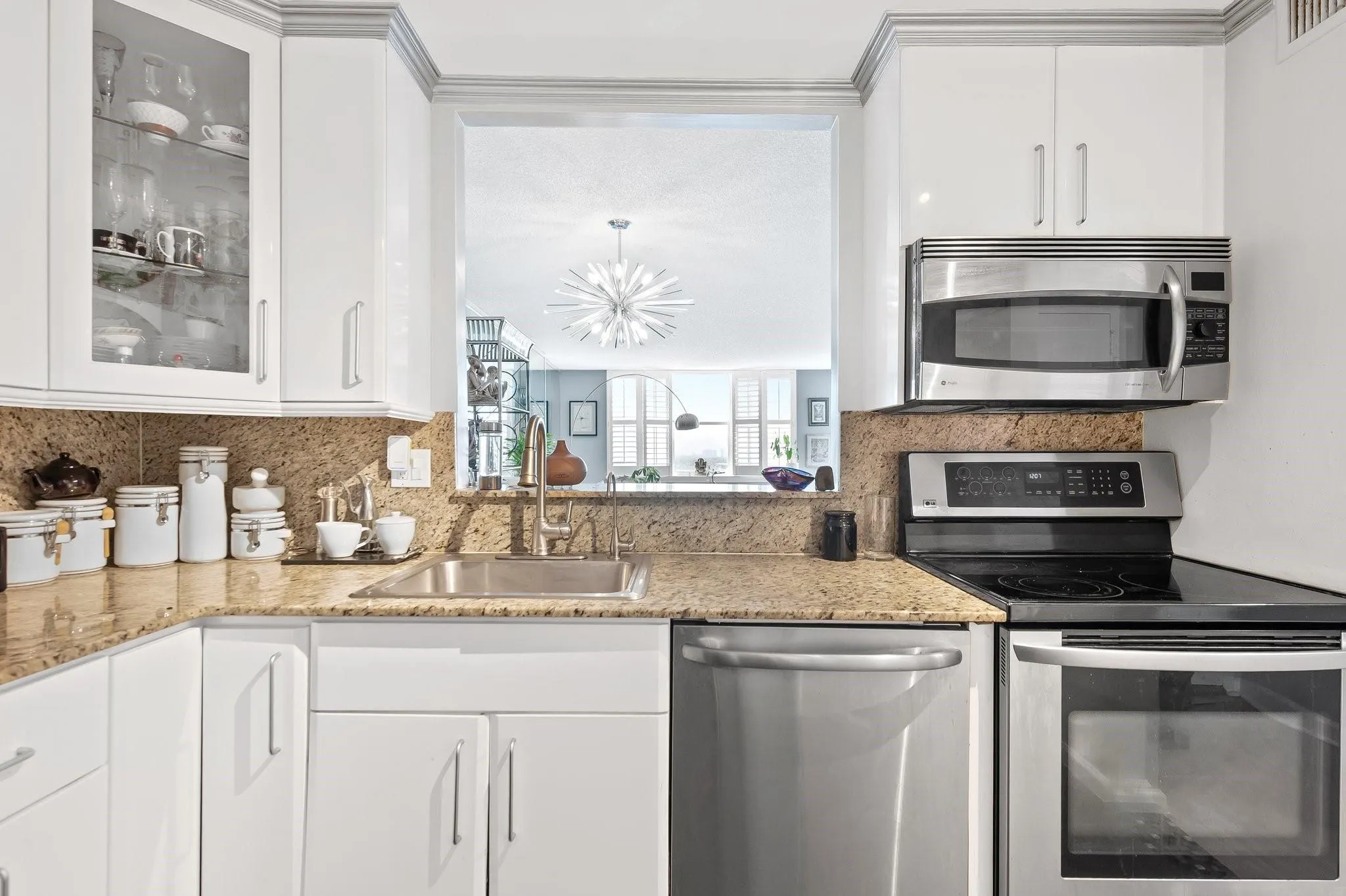 3015 N Ocean Blvd, #10K