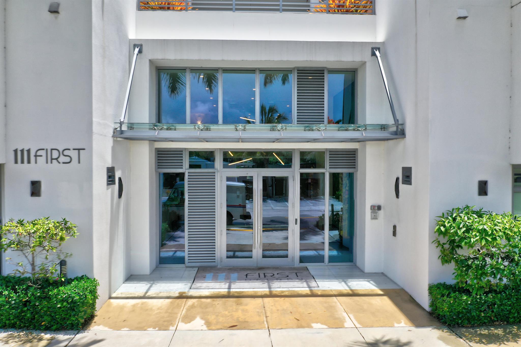 111 SE 1st Avenue, #406