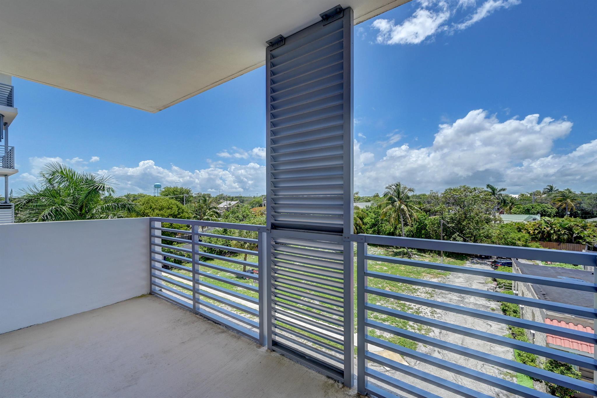 111 SE 1st Avenue, #406