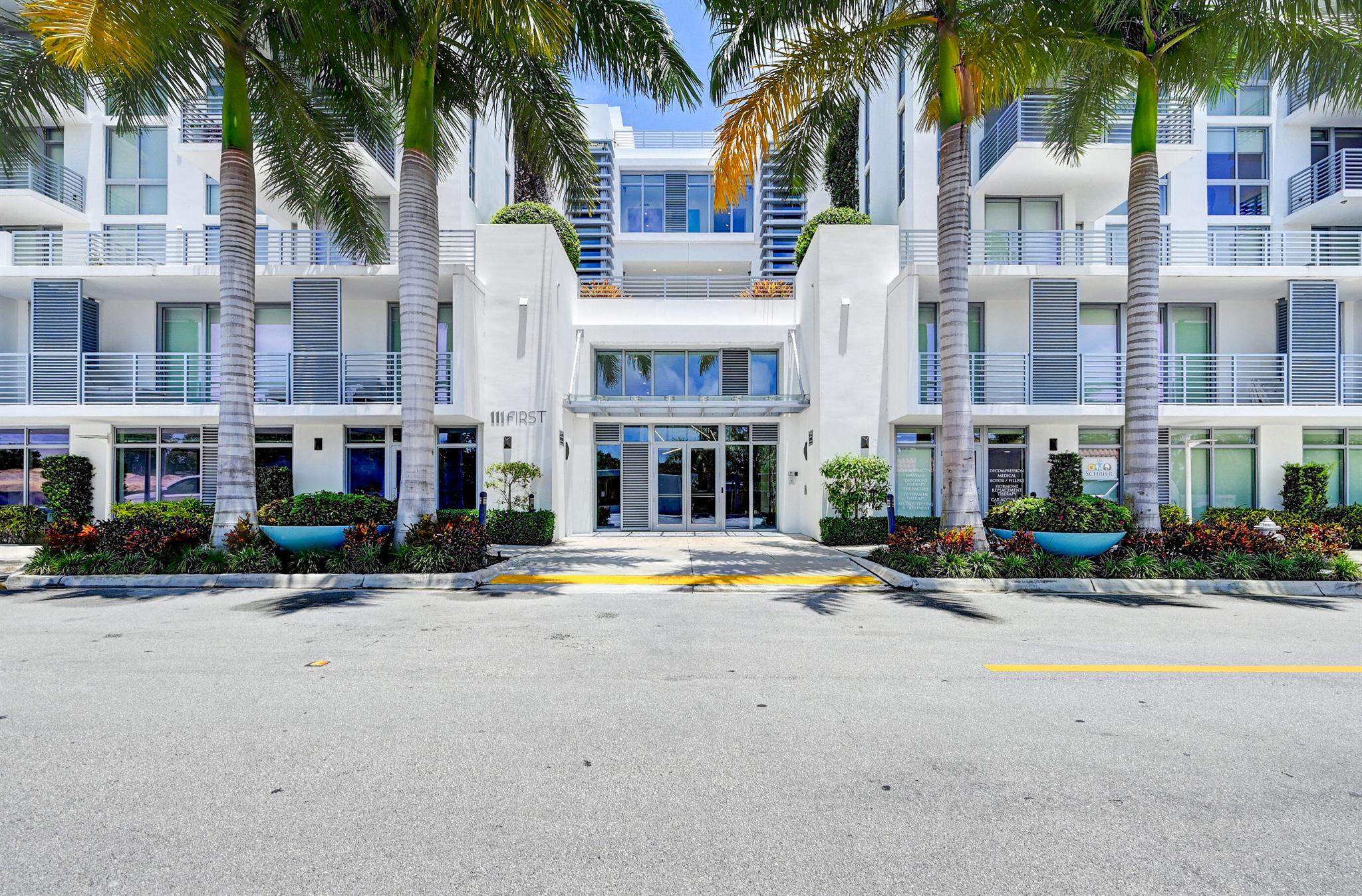 111 SE 1st Avenue, #406