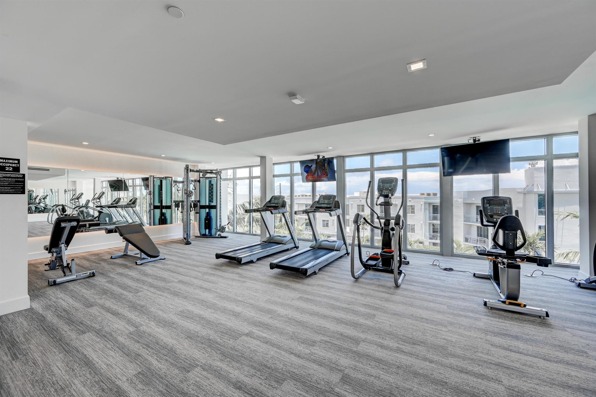 111 SE 1st Avenue, #406