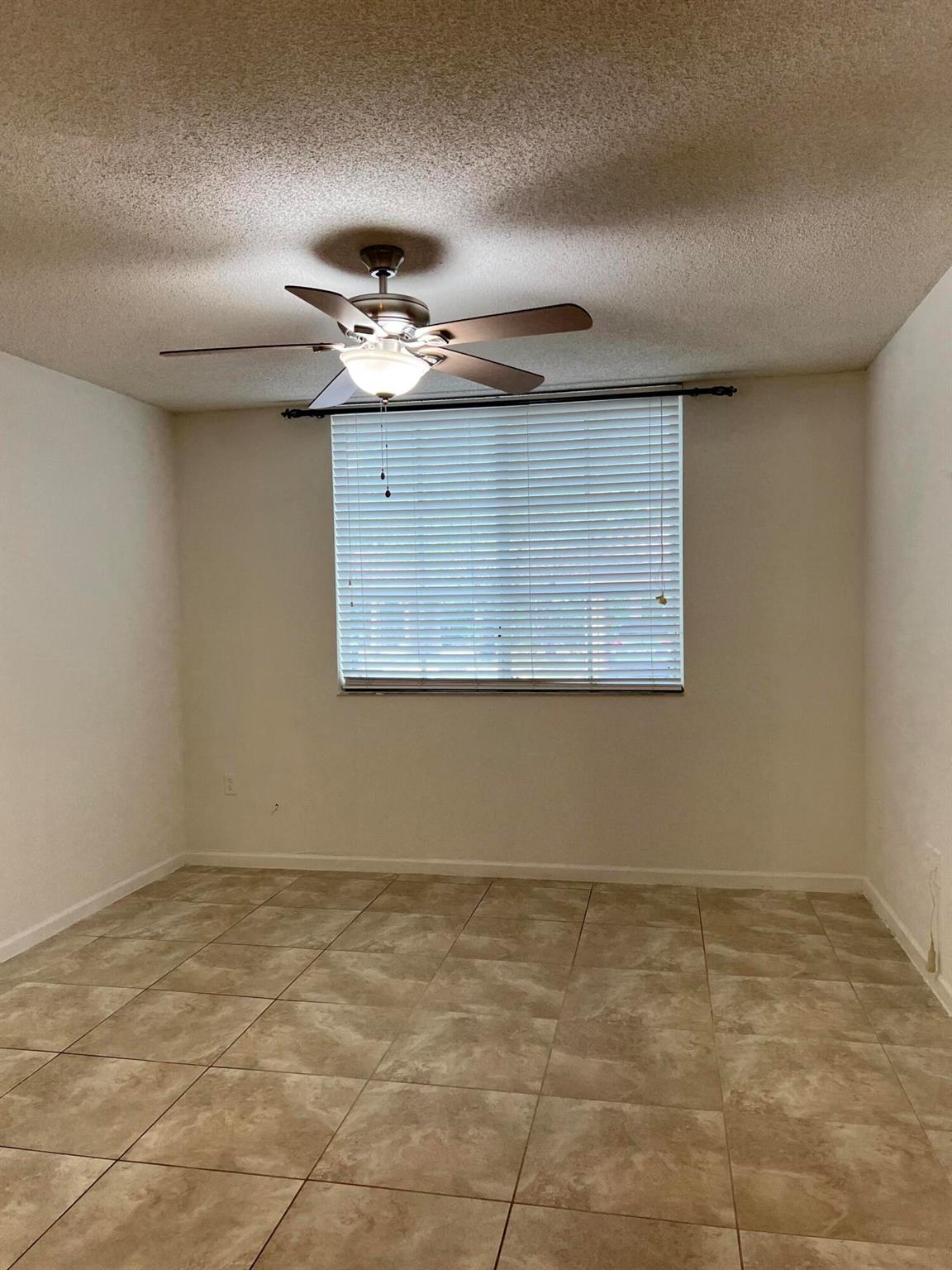 4836 N State Road 7 Road, #5105
