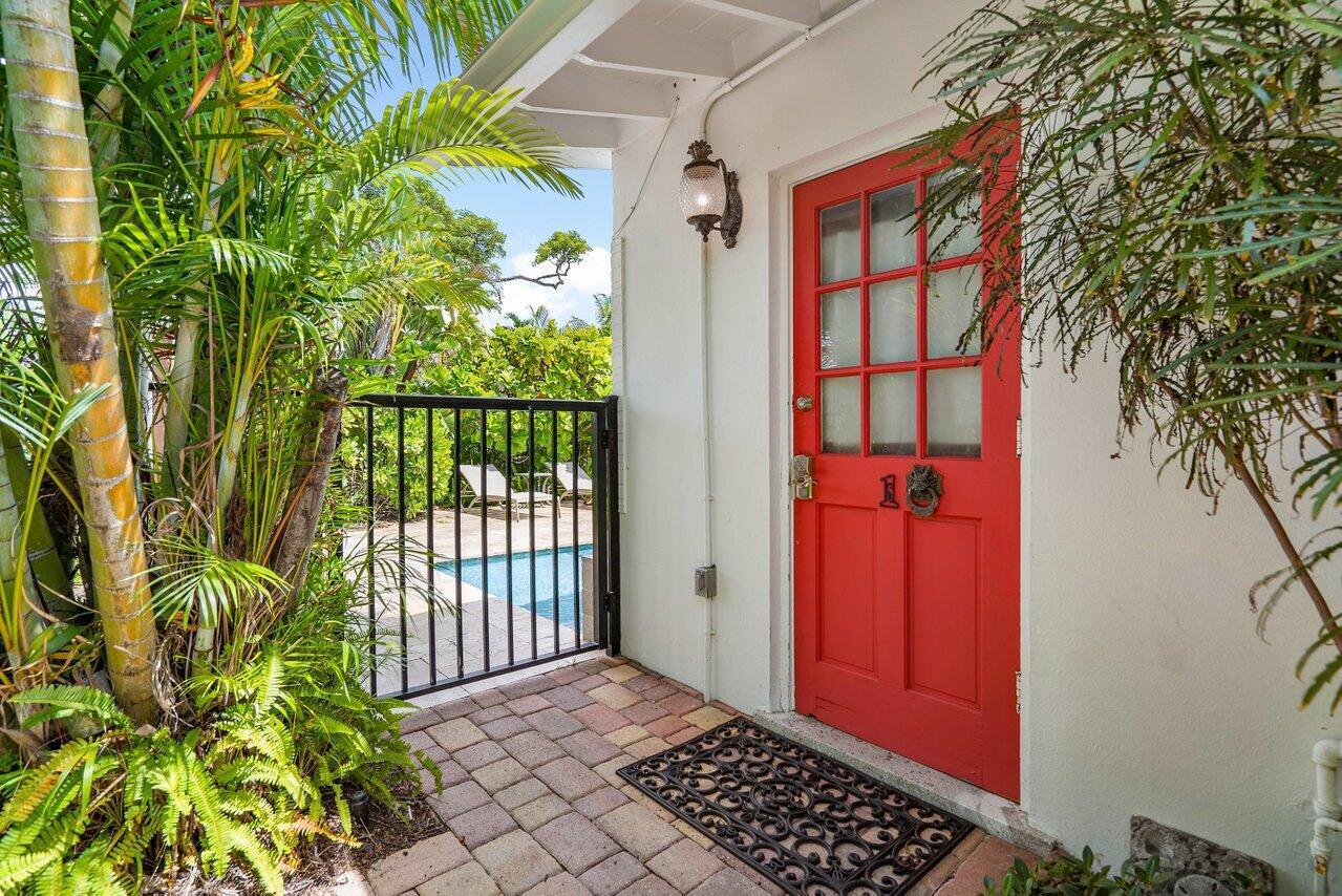 348 NE 7th Avenue, #3