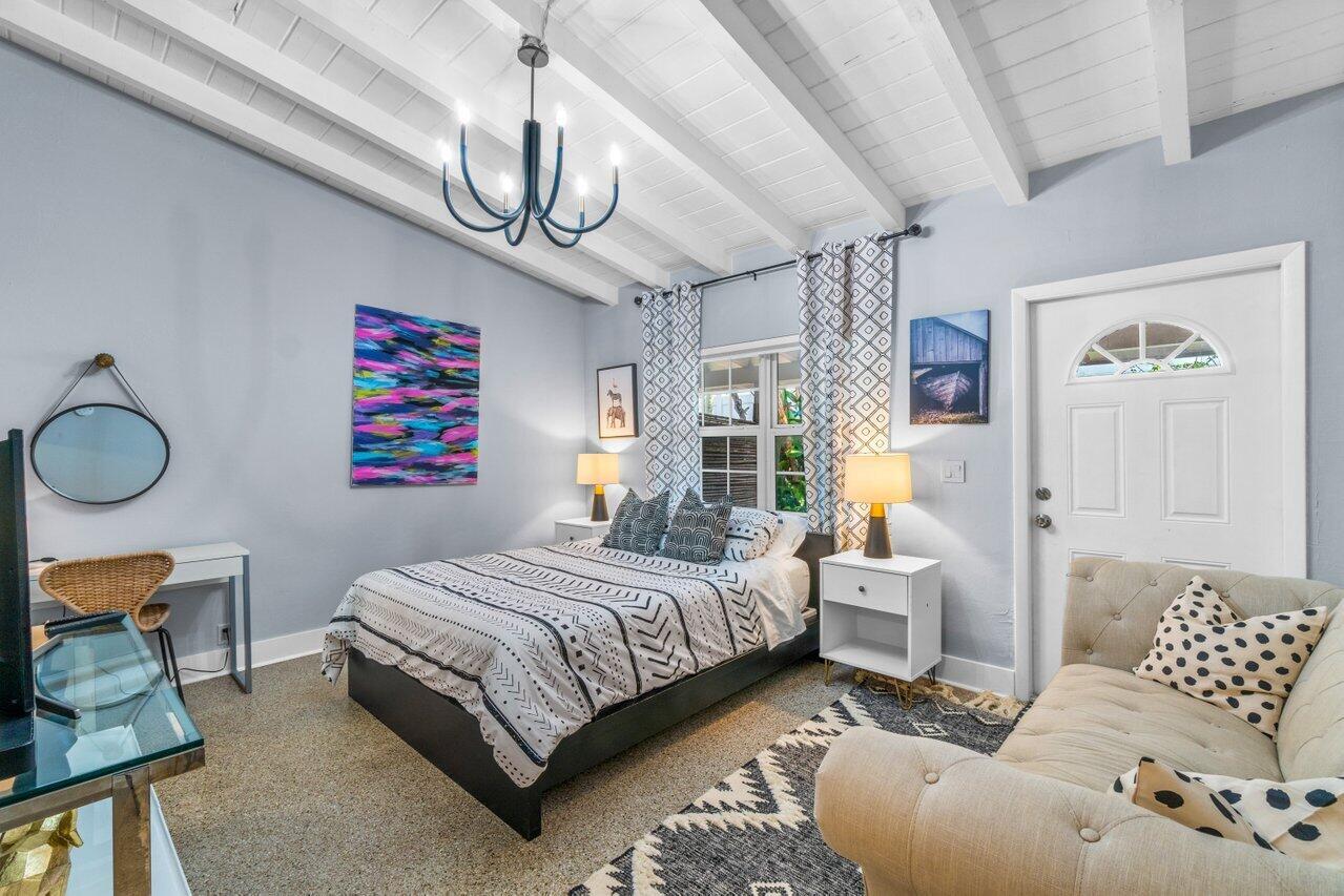 348 NE 7th Avenue, #3
