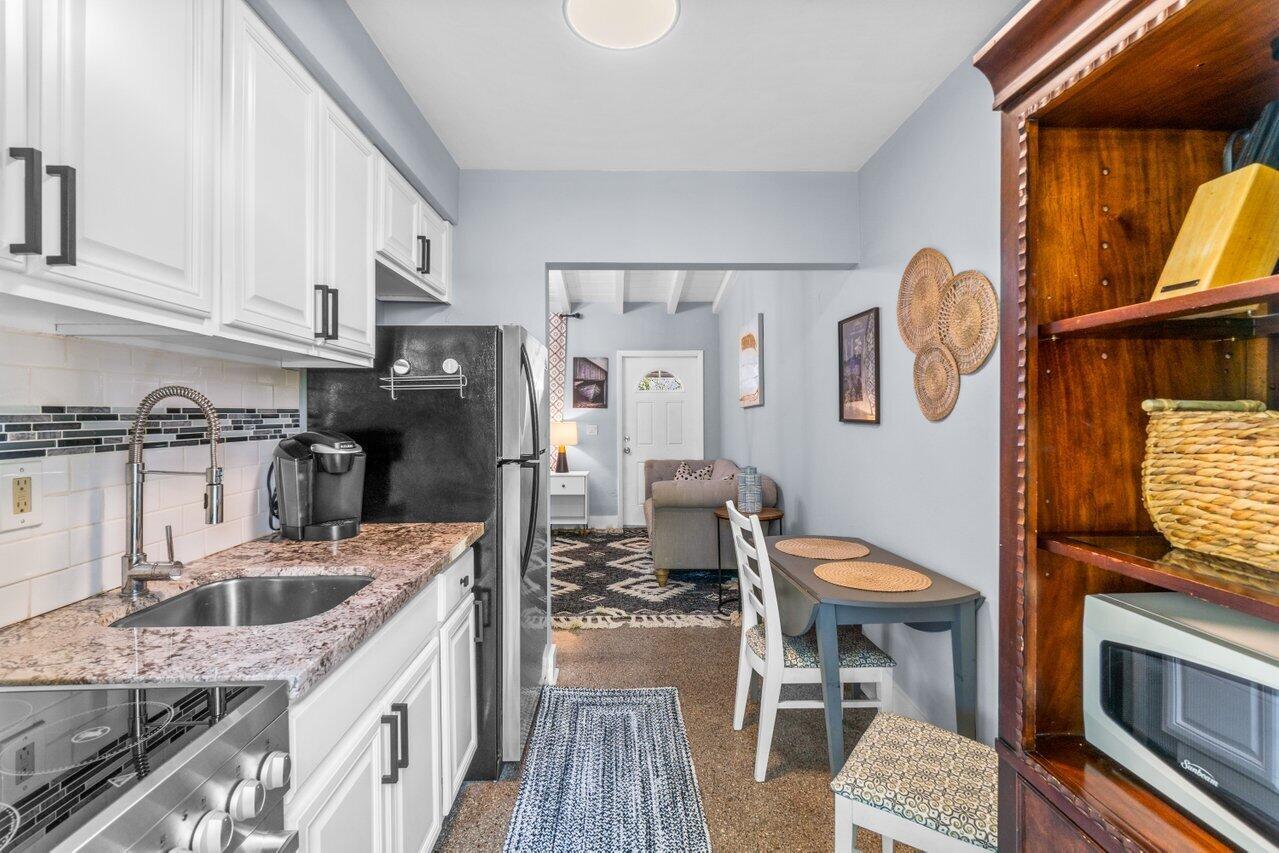 348 NE 7th Avenue, #3