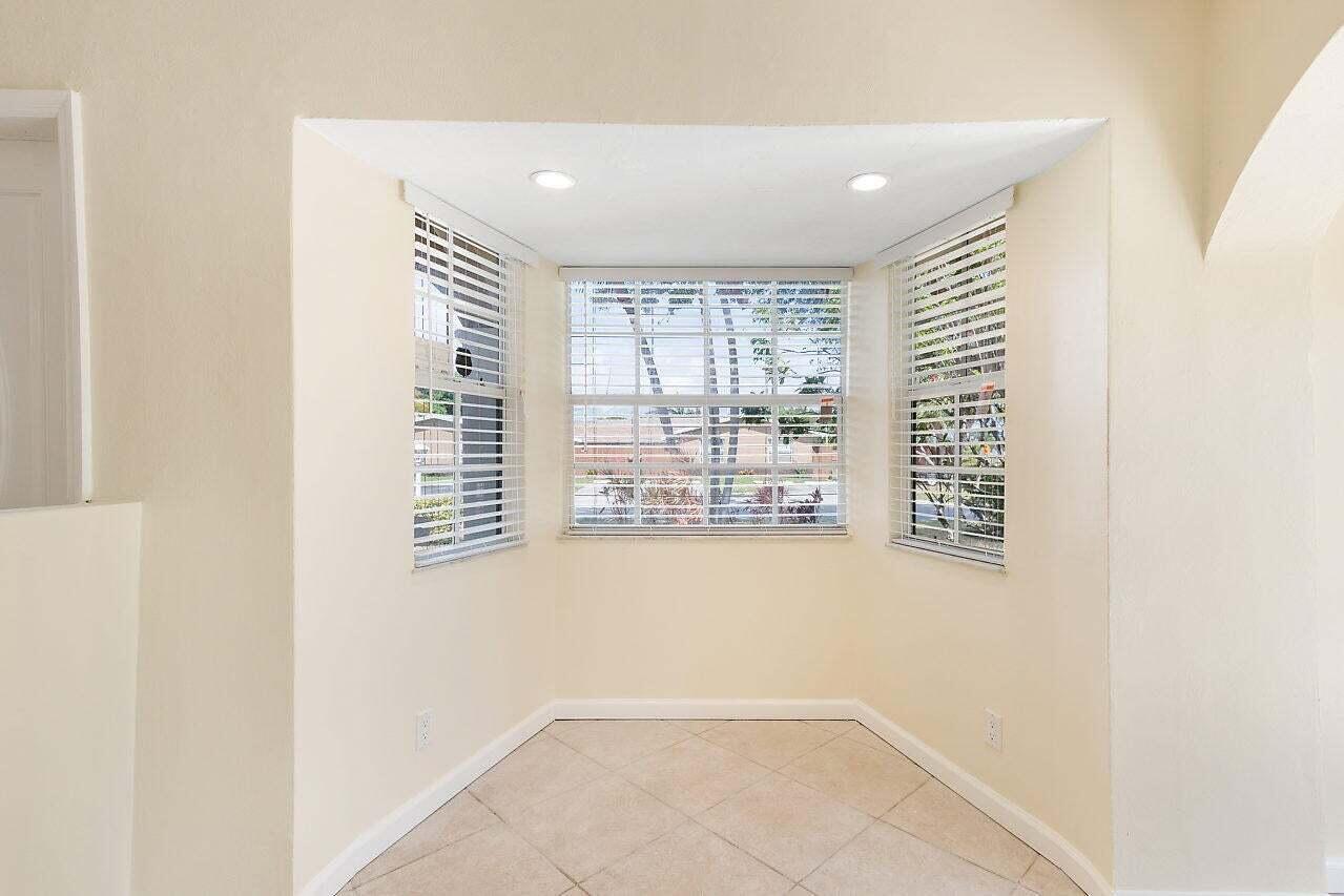 272 NE 13th Street