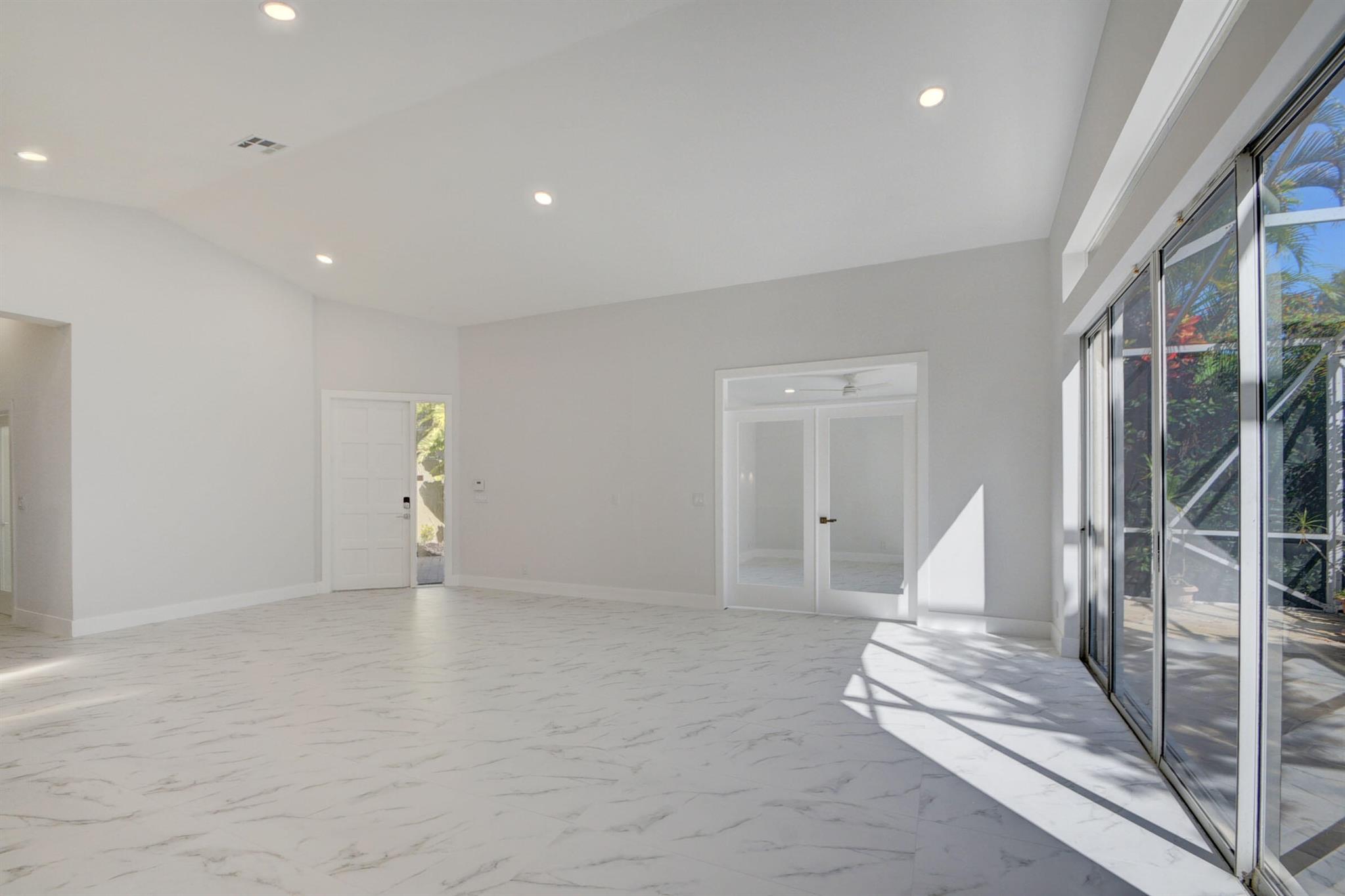 4726 Carlton Golf Drive