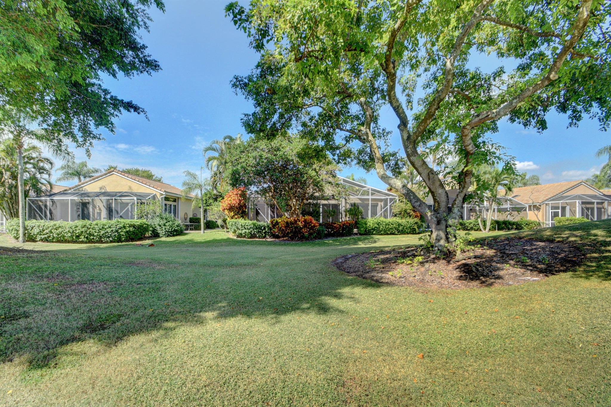 4726 Carlton Golf Drive