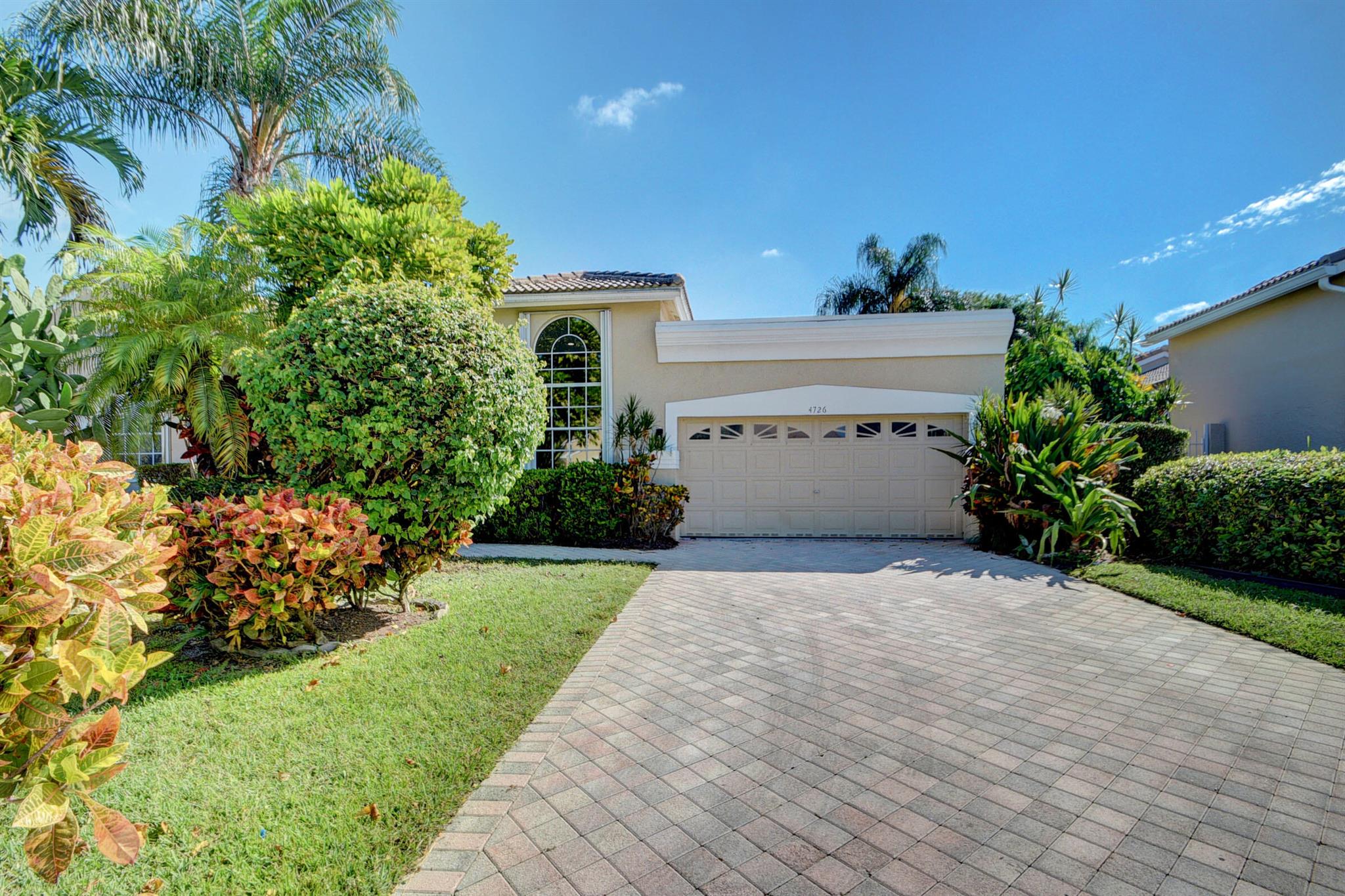 4726 Carlton Golf Drive