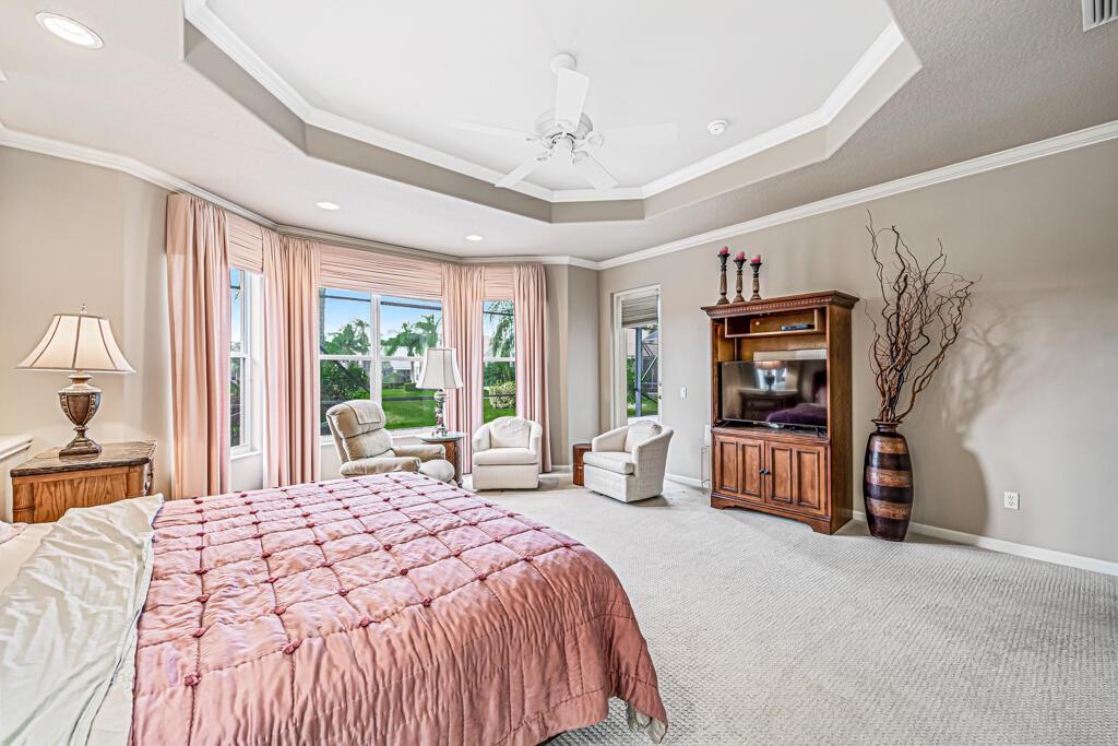 7626 Tarpon Cove Circle