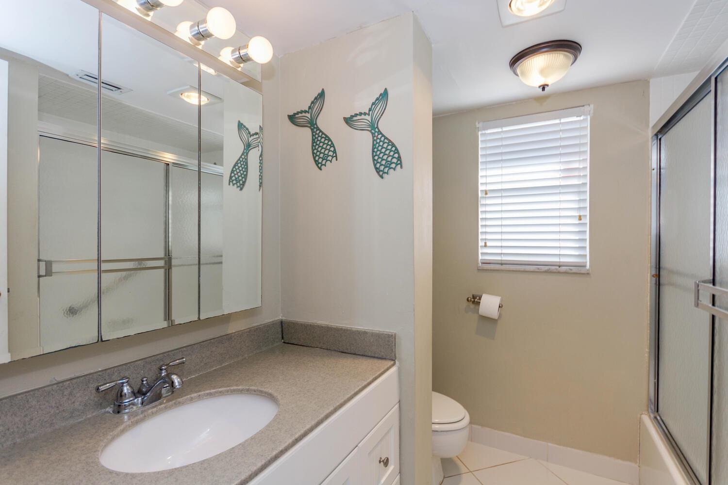 3755 Via Poinciana, #213