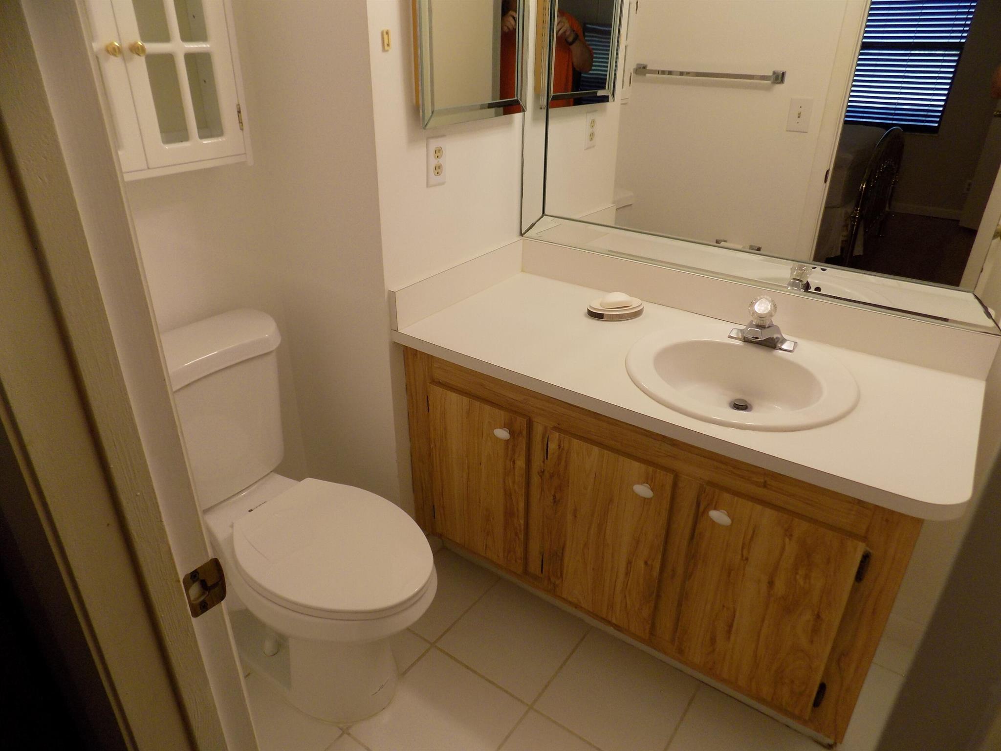 7202 Golf Colony Court, #106