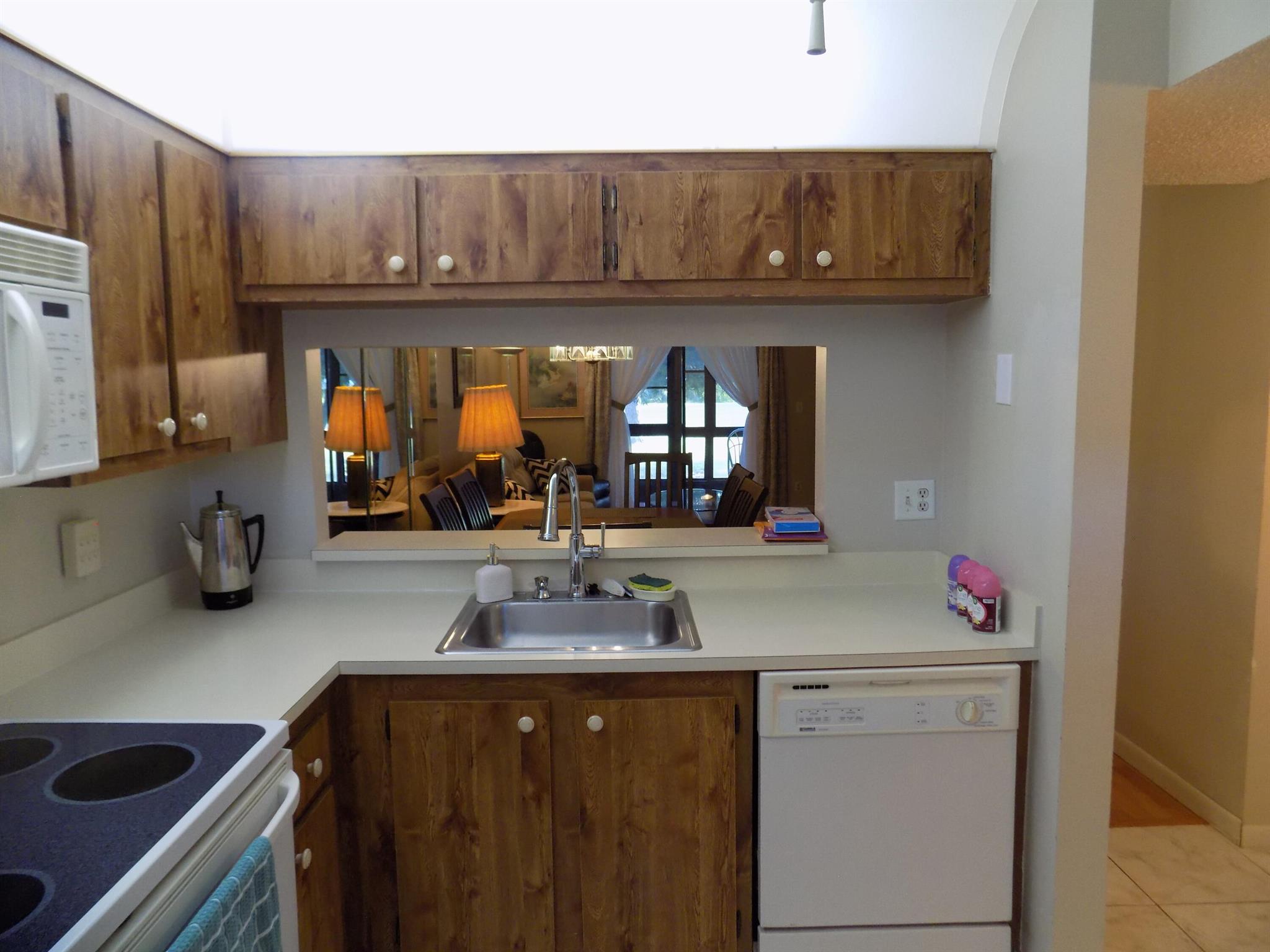7202 Golf Colony Court, #106