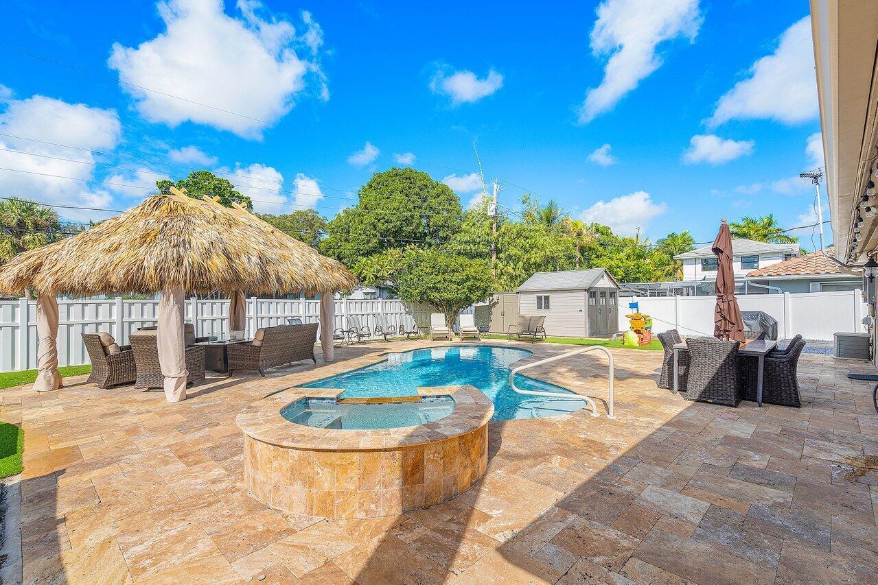 13 SE 8th Avenue