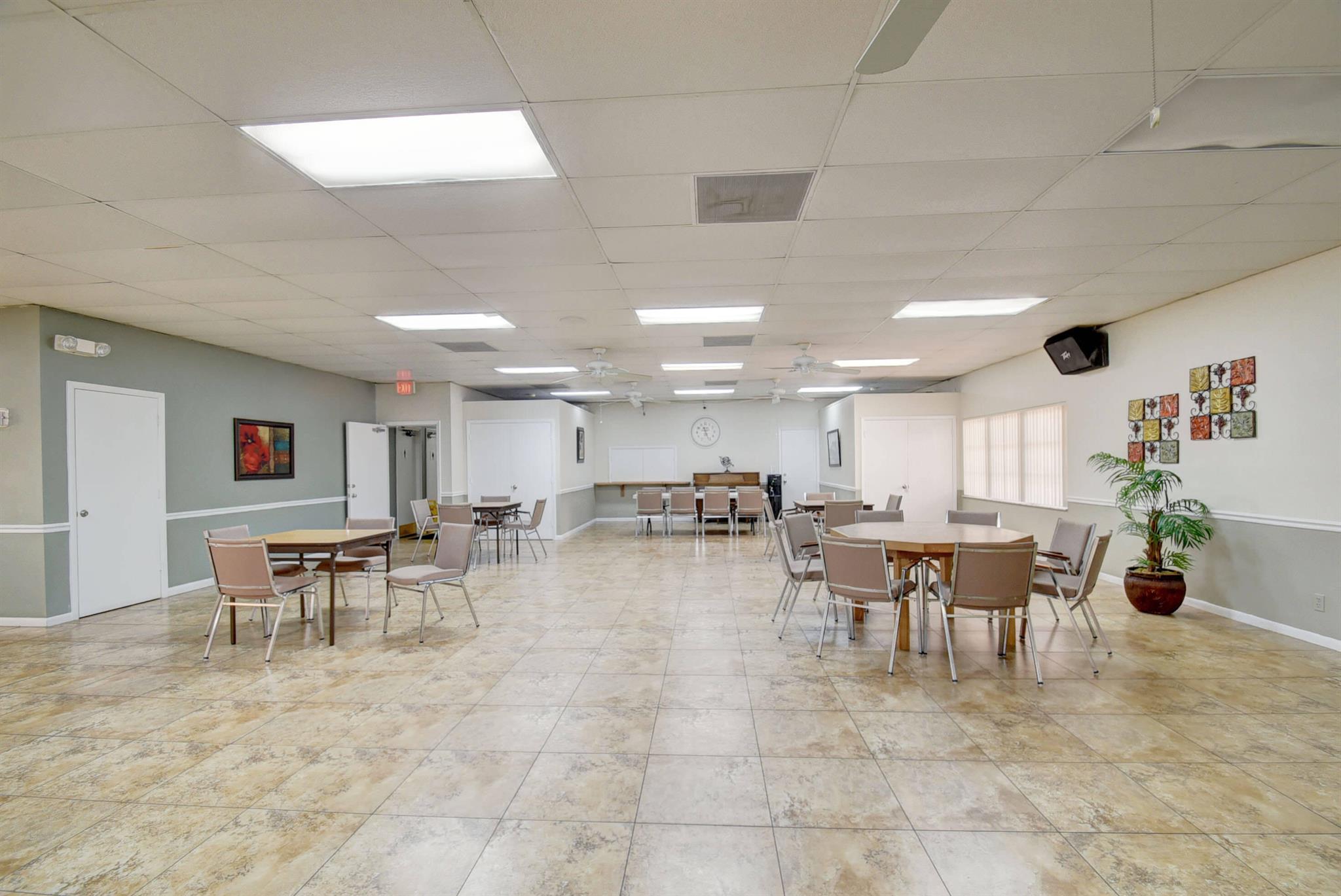 807 Club Drive, #B