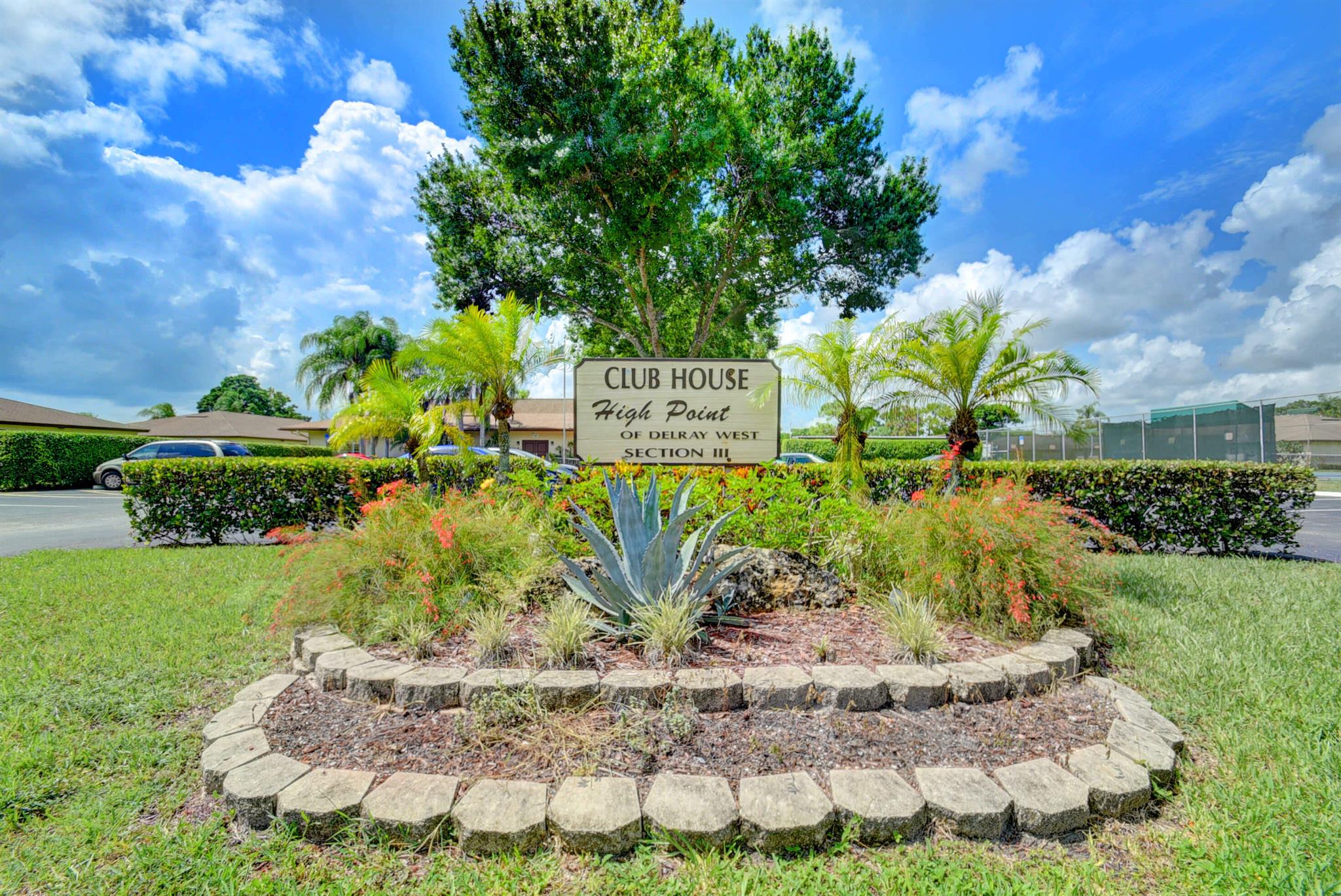 807 Club Drive, #B