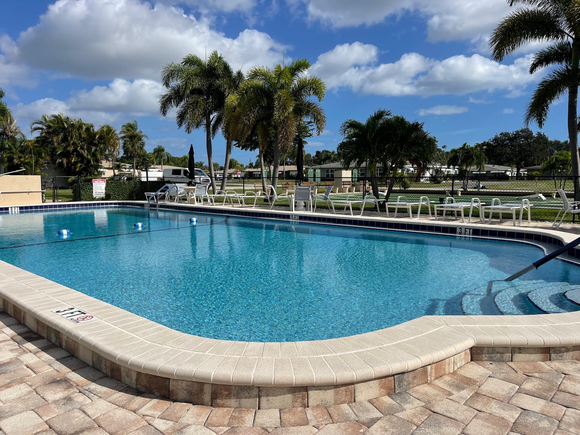 1010 E Circle Terrace, #B