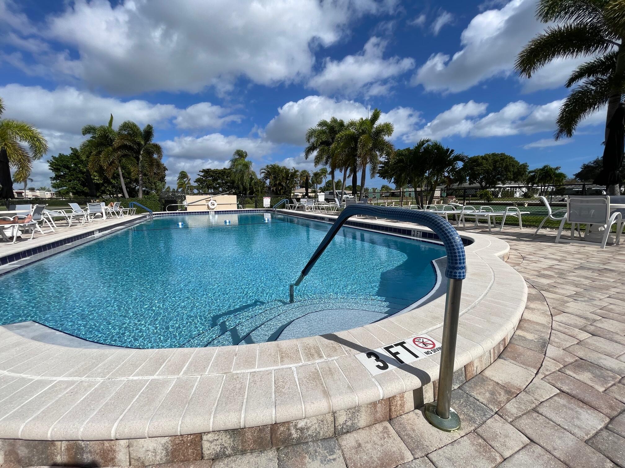 1010 E Circle Terrace, #B