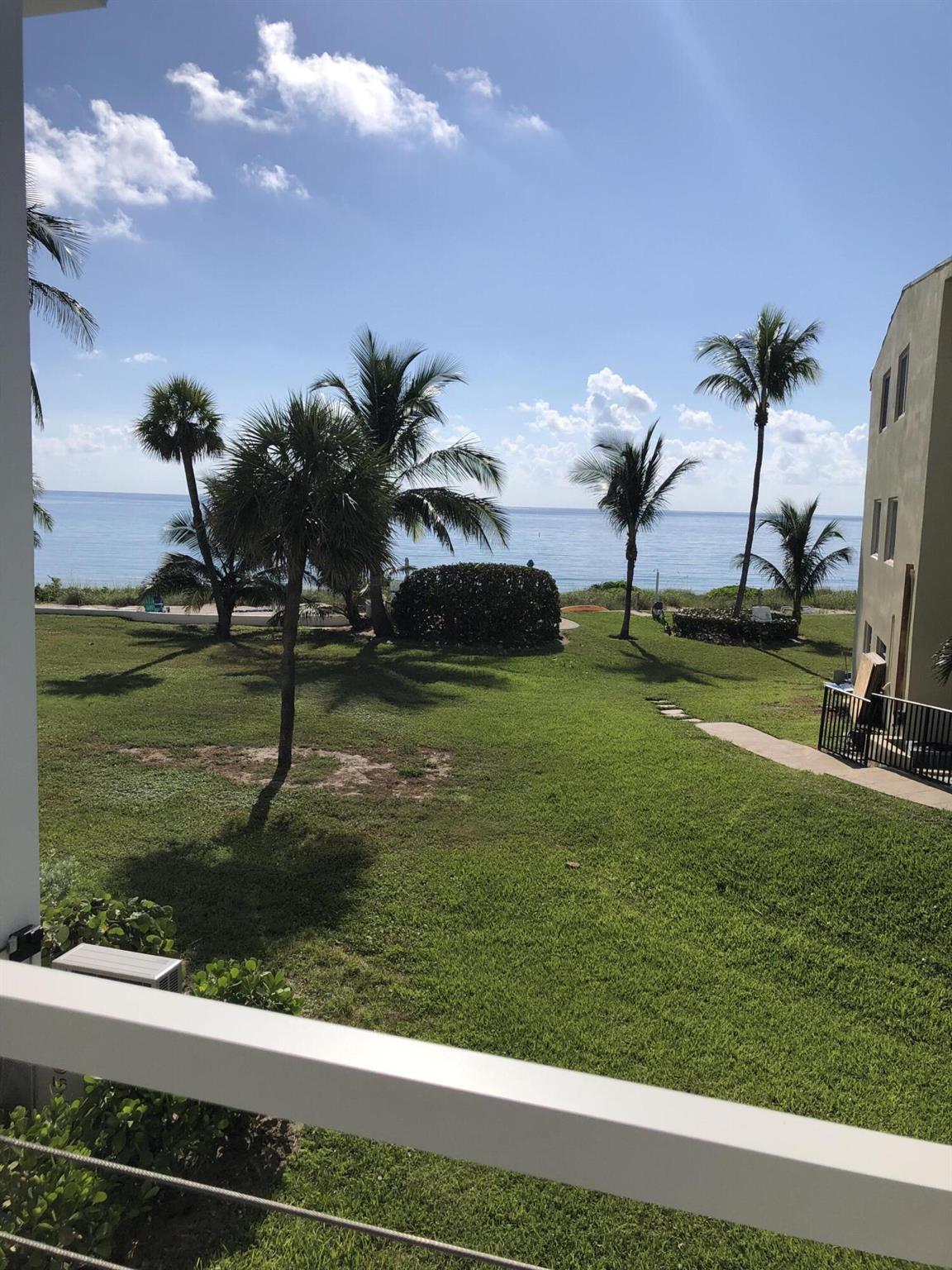1041 Hillsboro Mile, #15