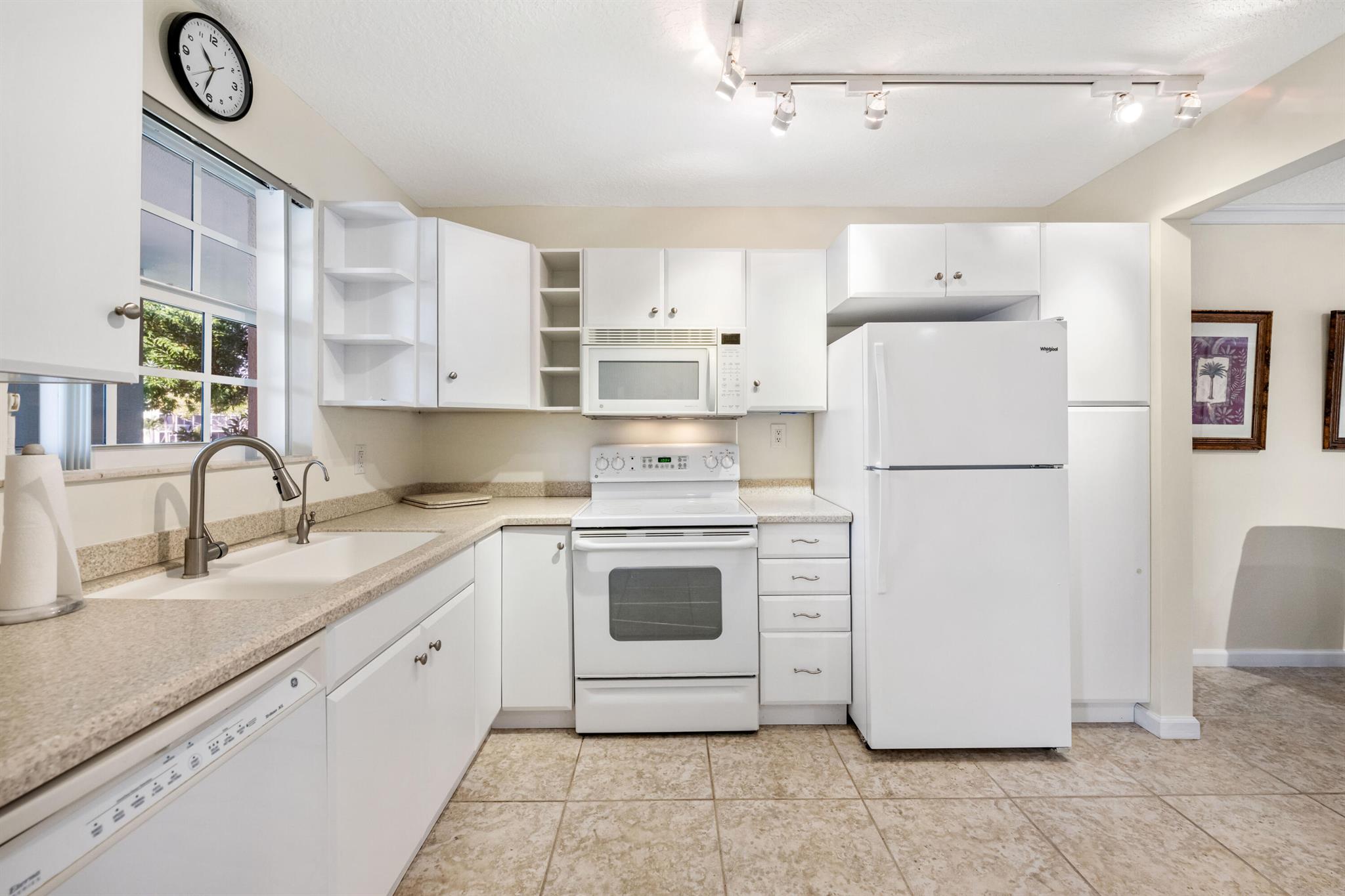 769 Jeffery Street, #2-103