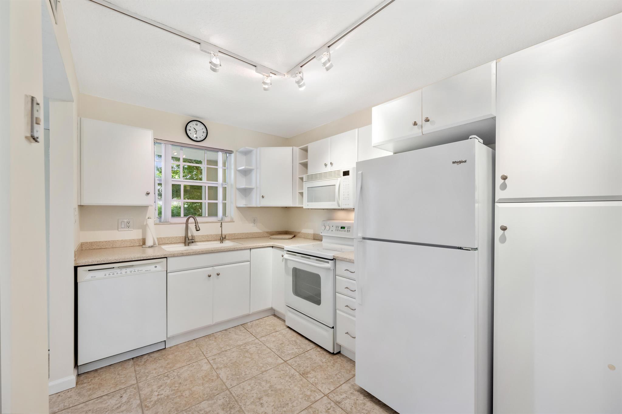 769 Jeffery Street, #2-103