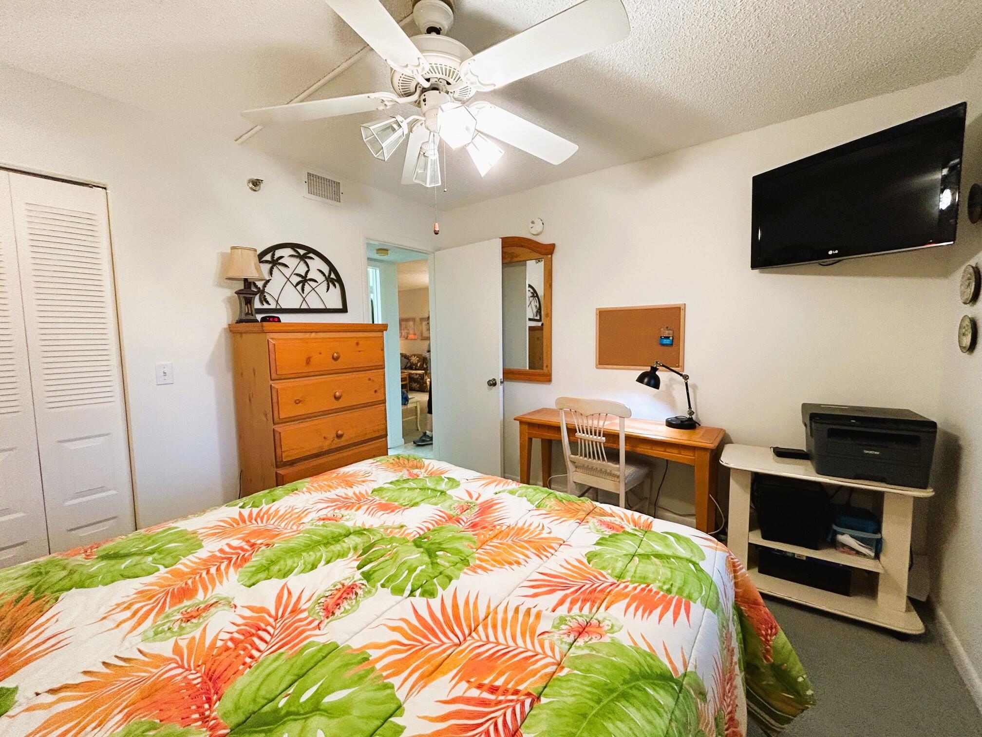 4760 Lucerne Lakes Boulevard, #201