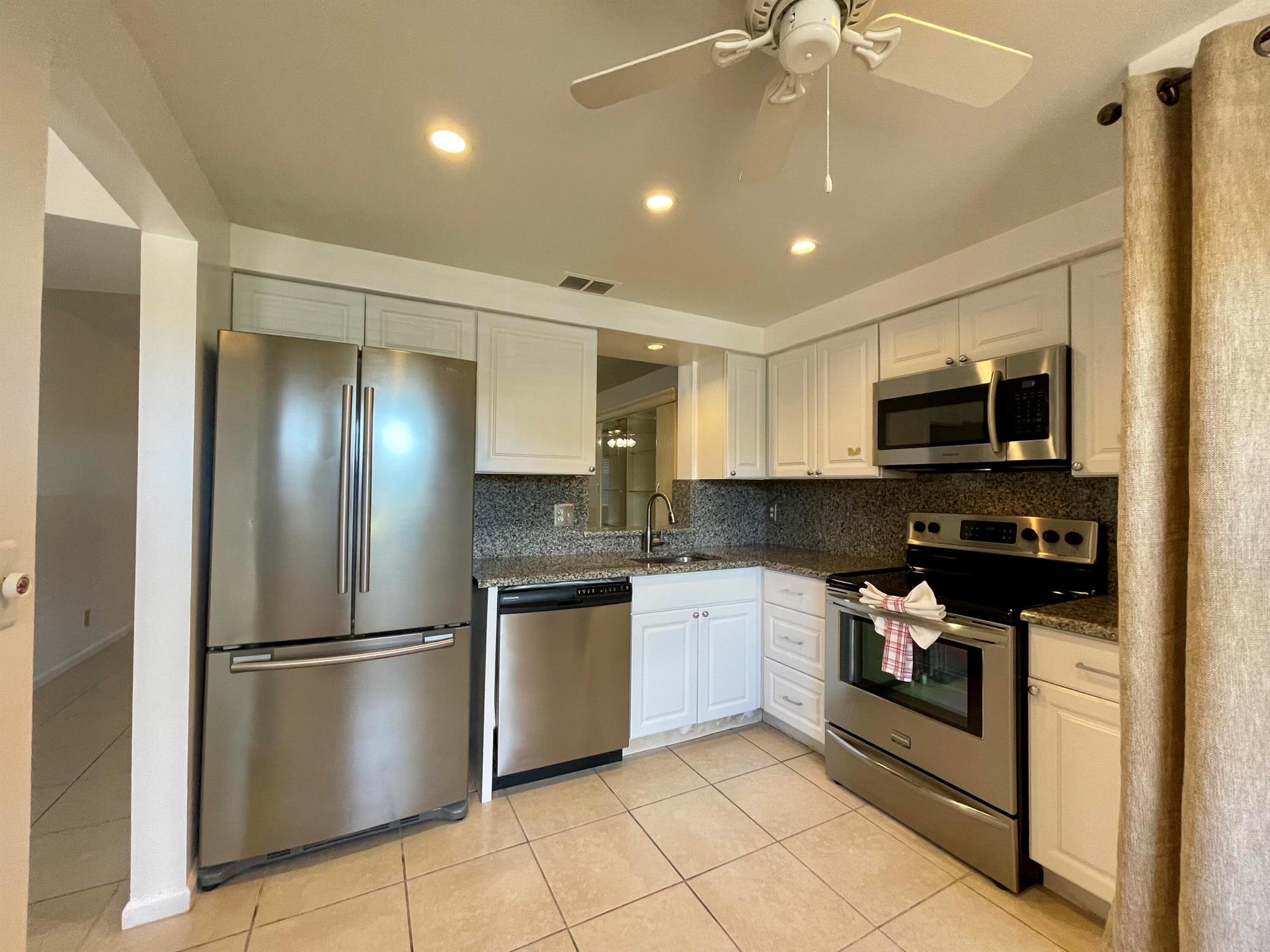 14723 Cumberland Drive, #1070