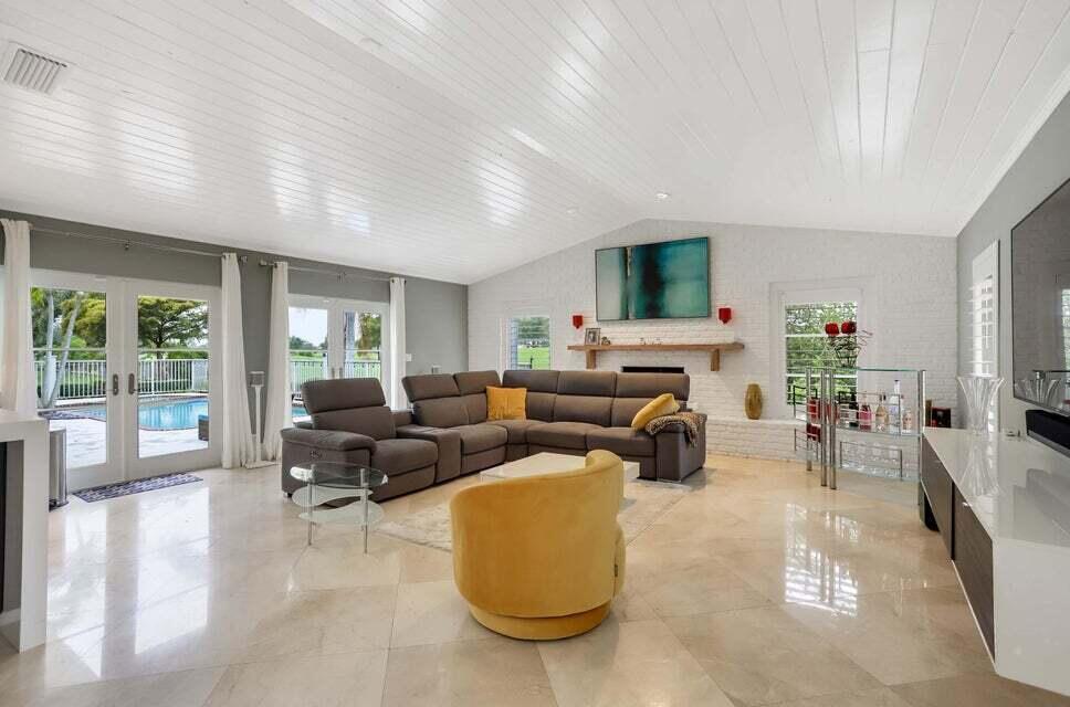 656 Deer Creek Sand Pine Lane