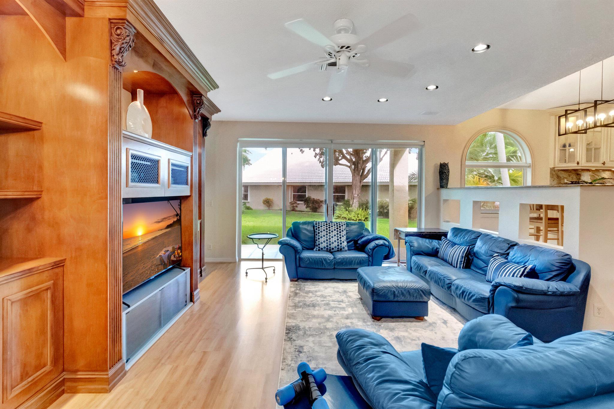 10759 Tea Olive Lane