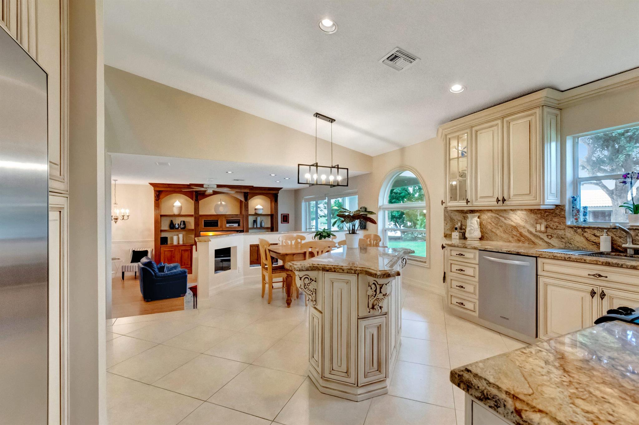 10759 Tea Olive Lane