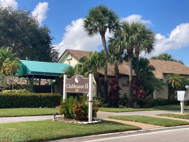 7916 Willow Spring Drive, #1423