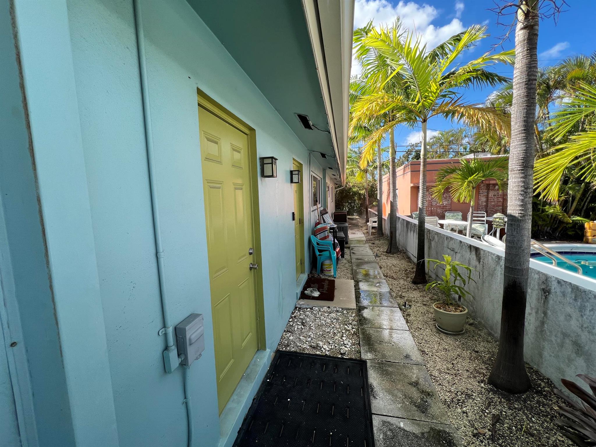 4421 Poinciana Street, #2