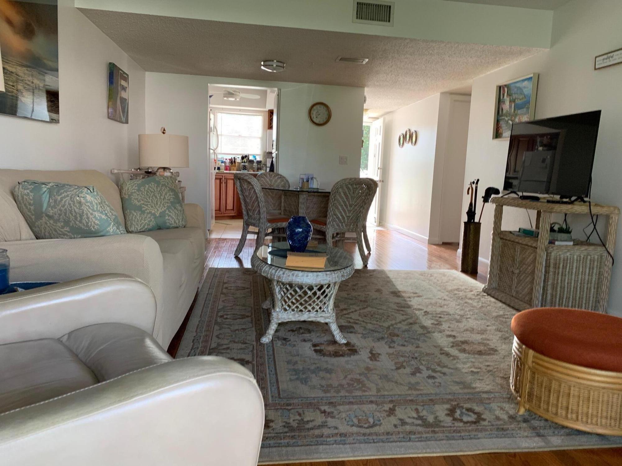 18081 SE Country Club Drive, #33-321