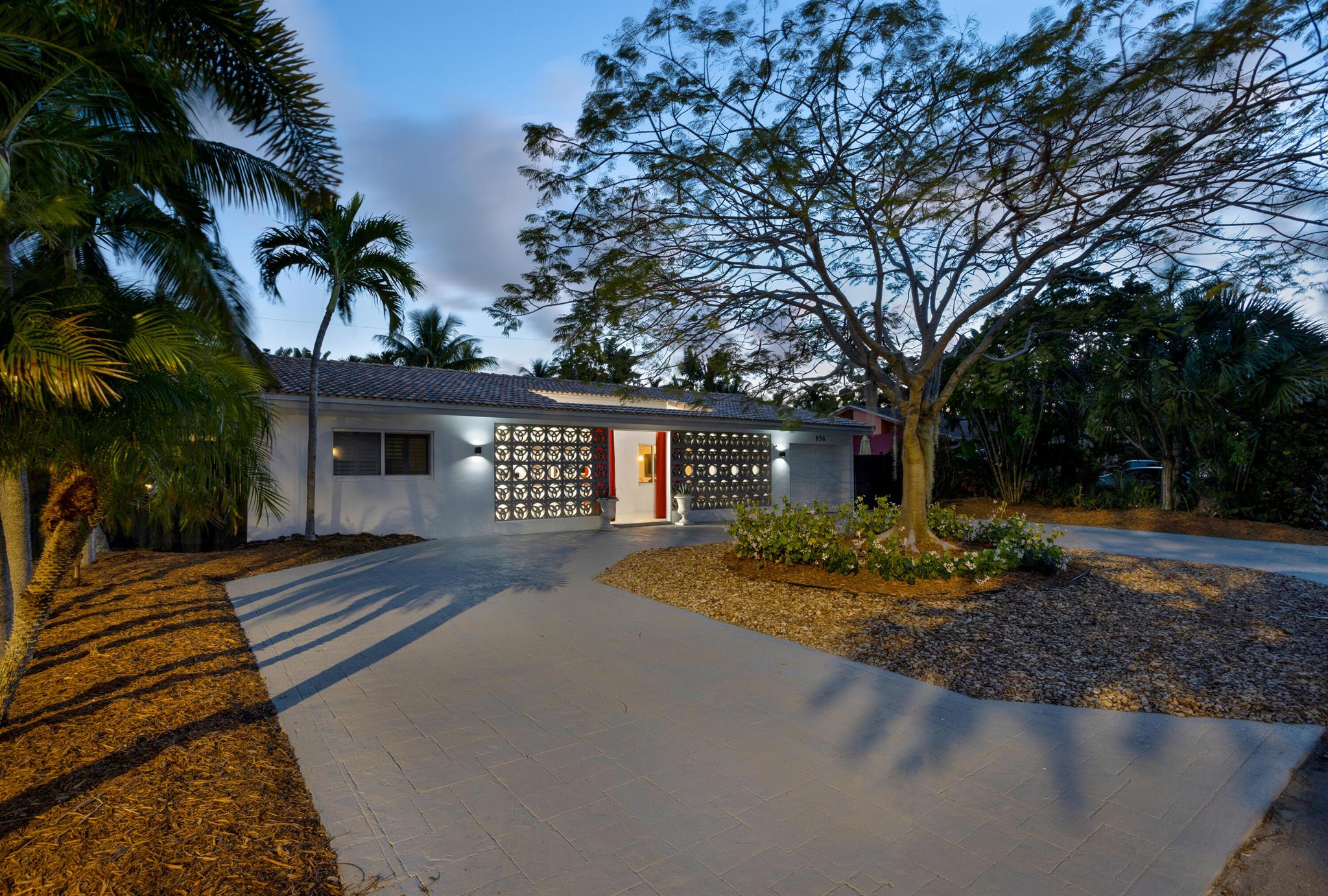 856 NW 6th Terrace