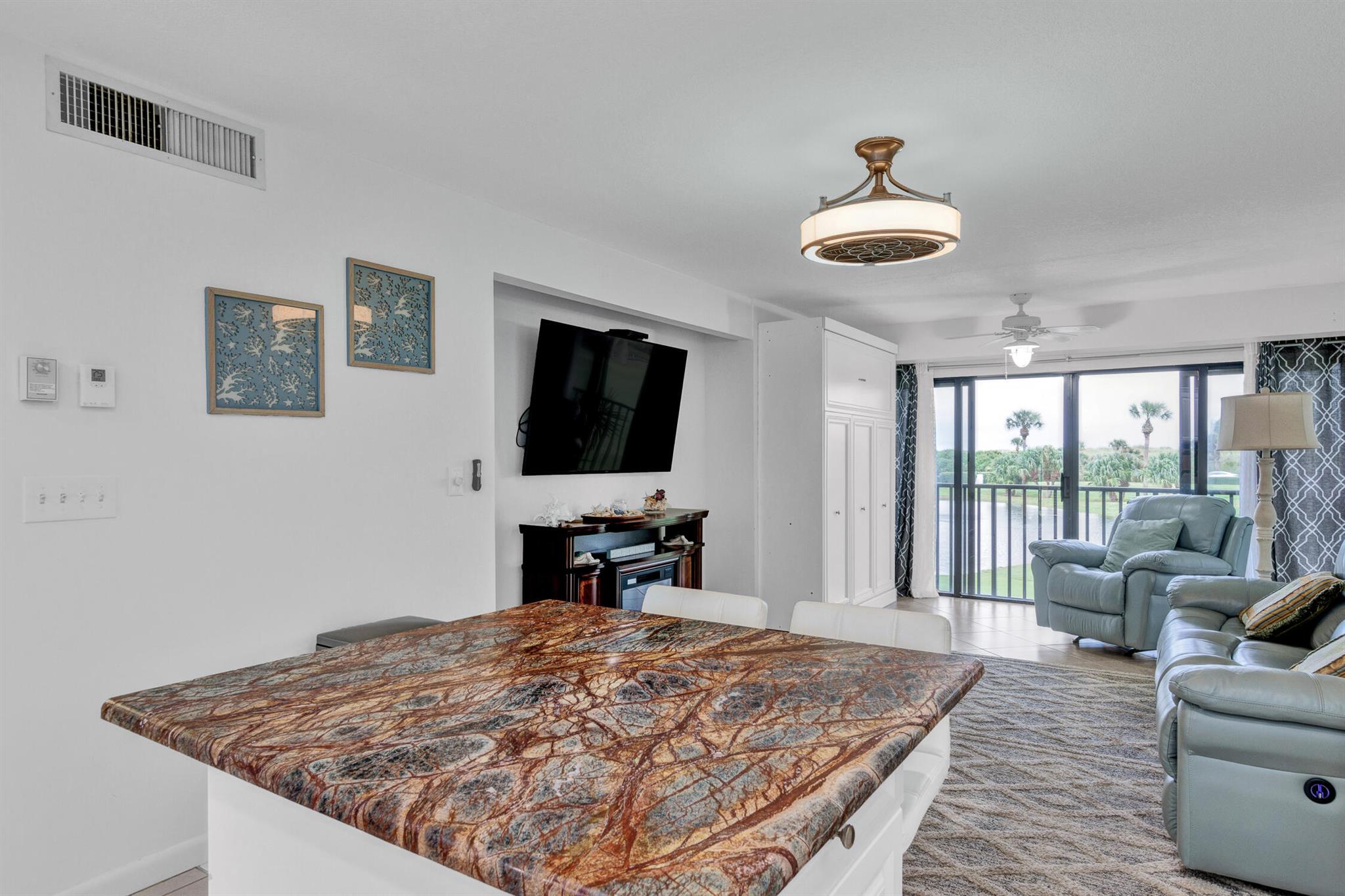 2400 S Ocean Drive W, #325