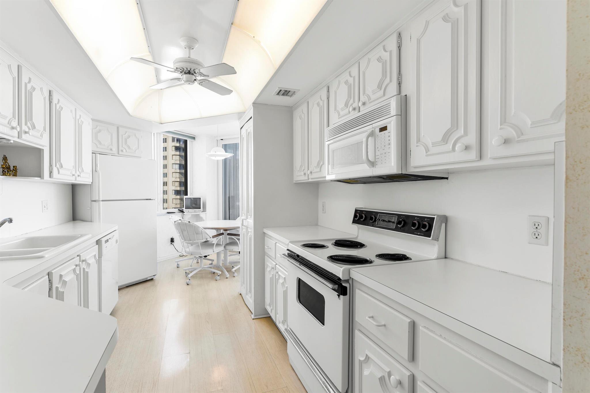 550 S Ocean Boulevard, #1701