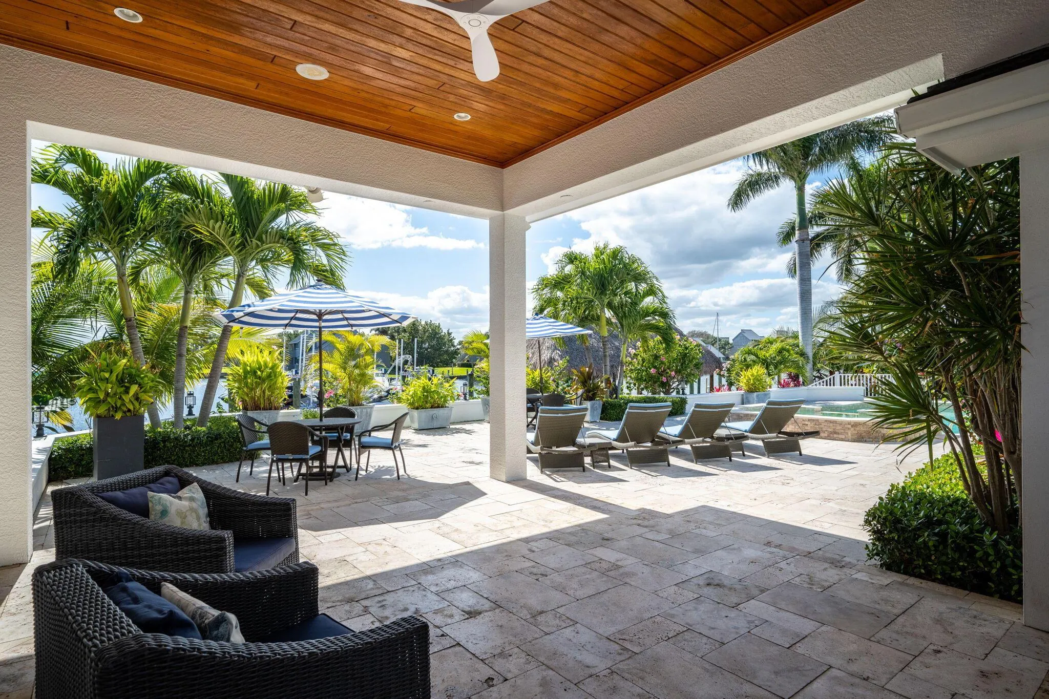 2105 Windward Way