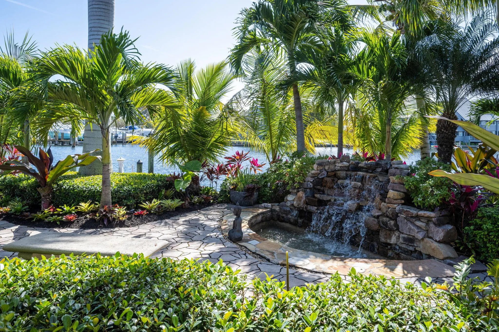 2105 Windward Way