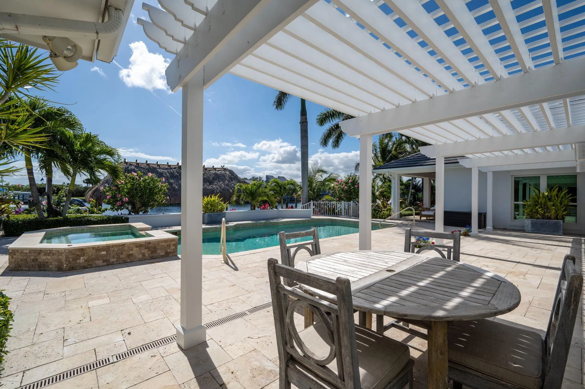 2105 Windward Way