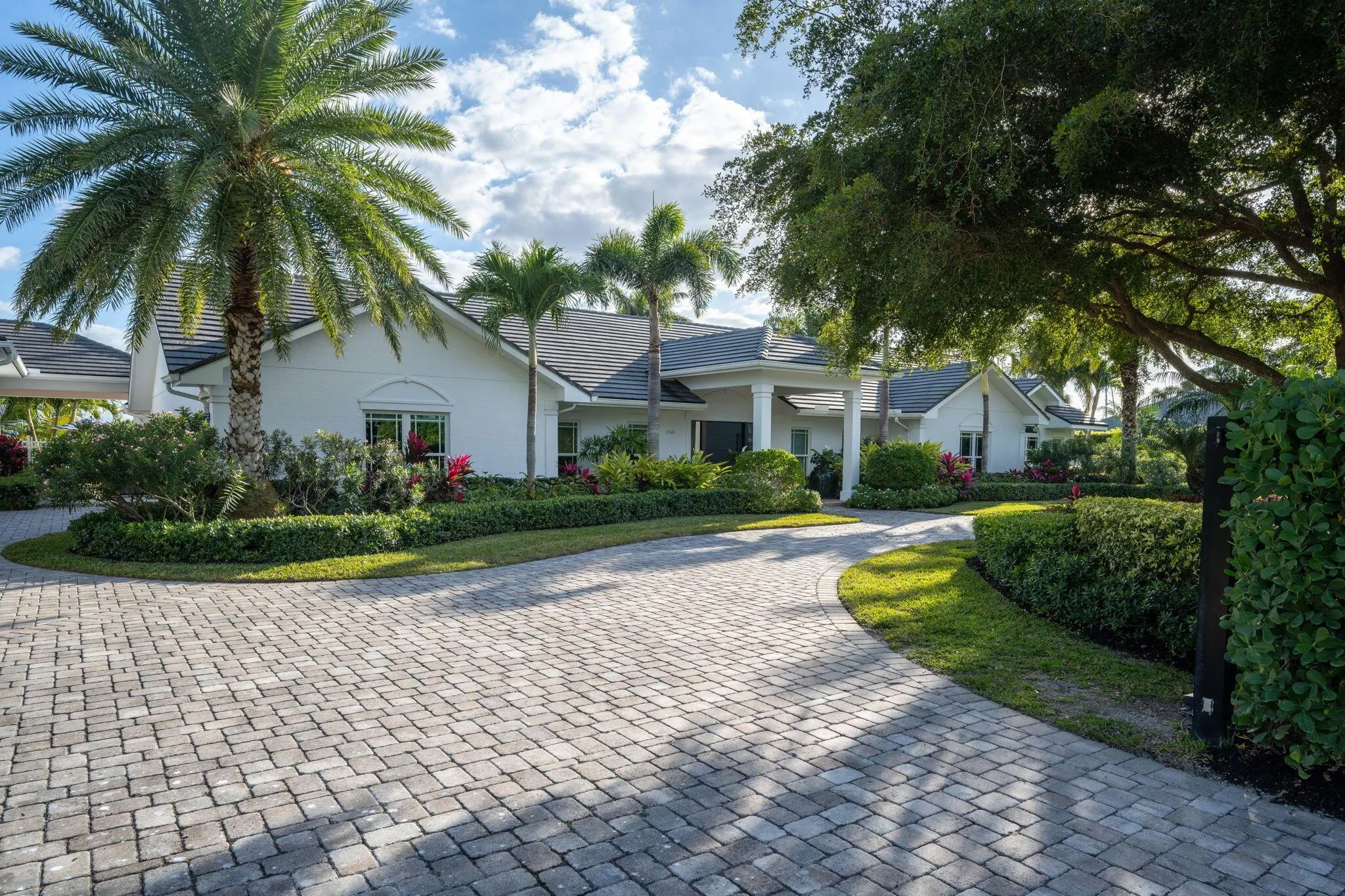 2105 Windward Way
