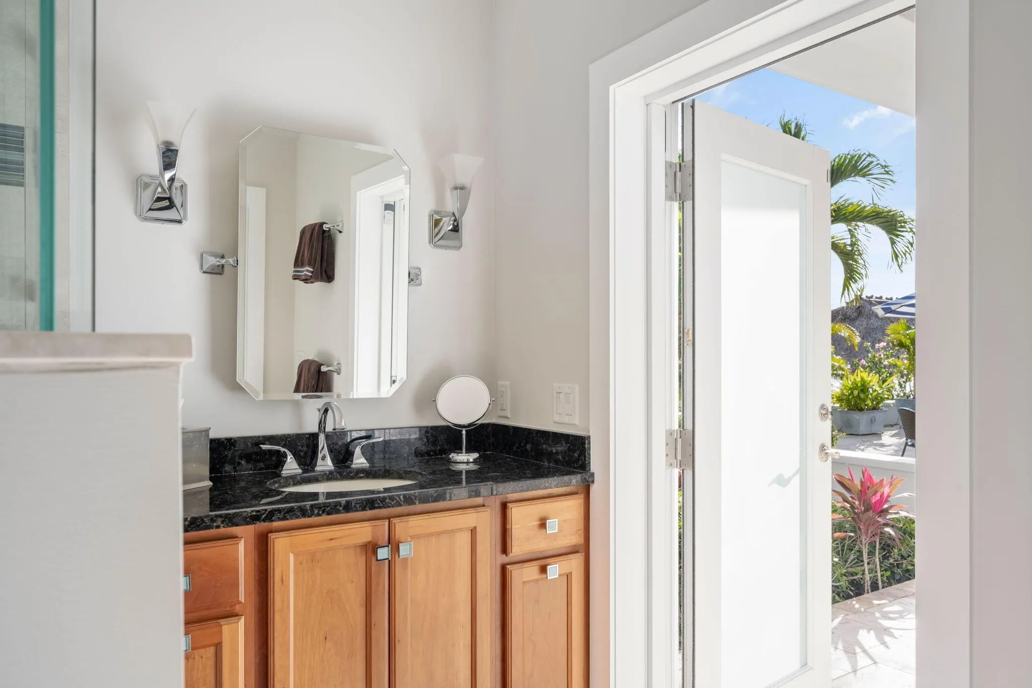 2105 Windward Way