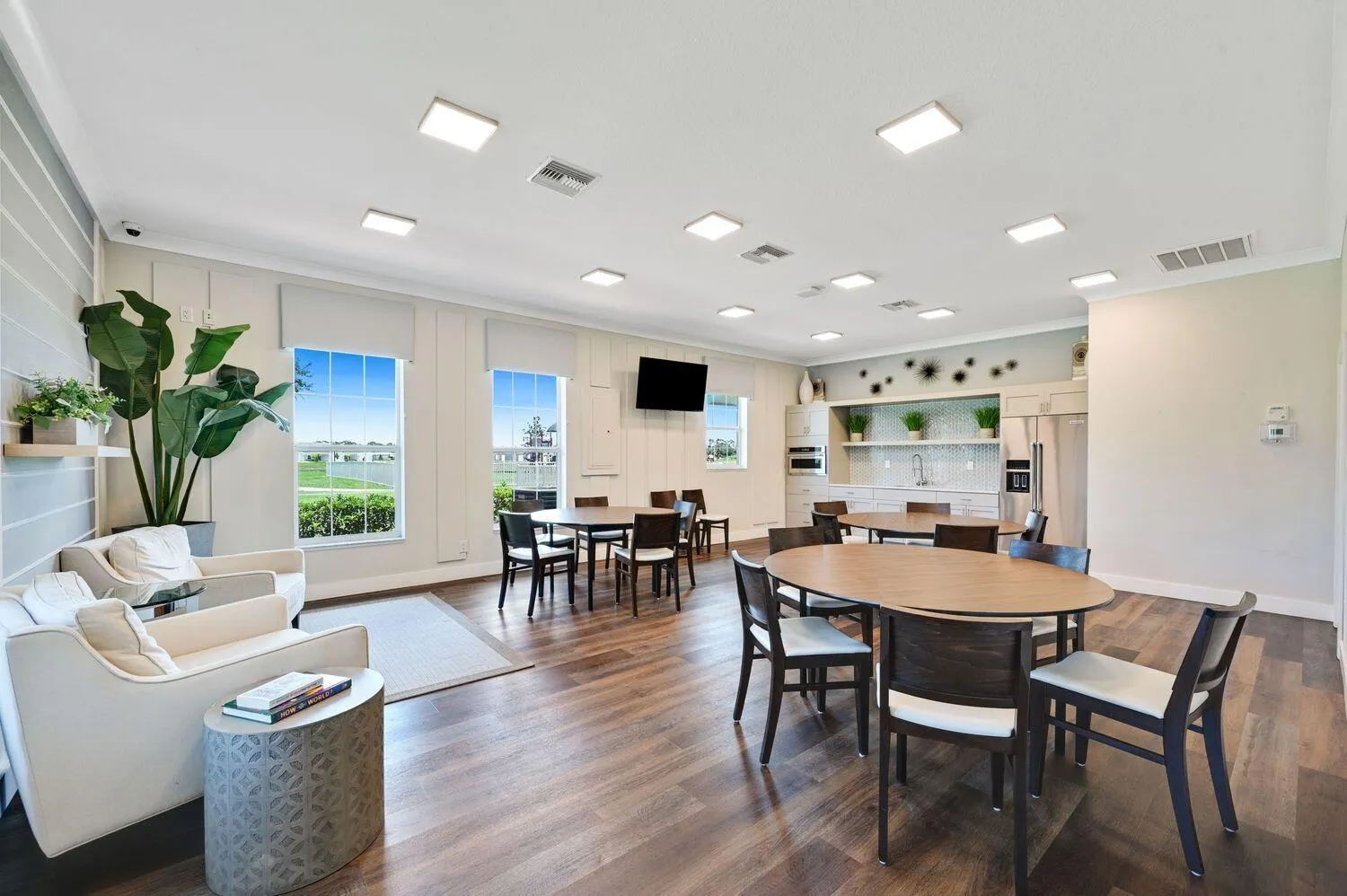 5216 San Benedetto Place