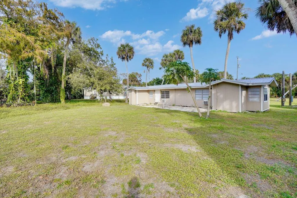 1063 Harper Lane