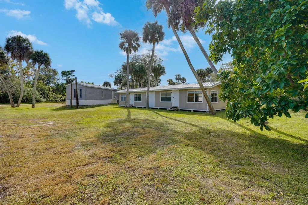 1063 Harper Lane