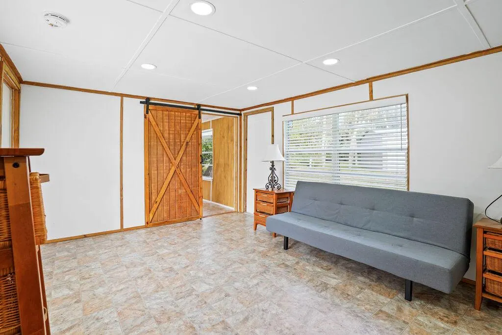 1063 Harper Lane
